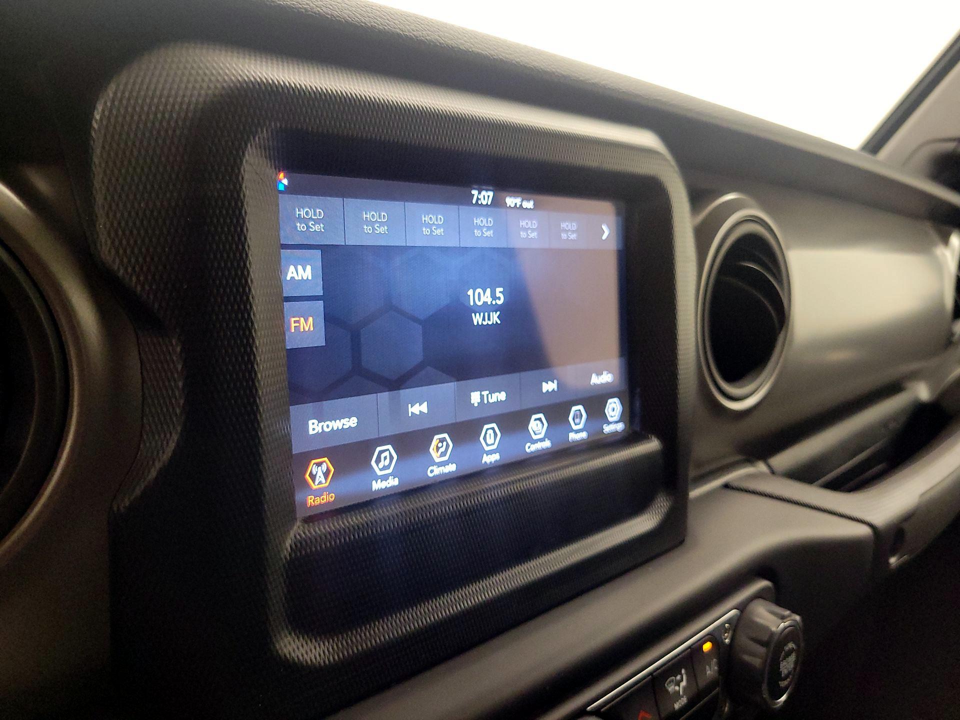Thumbnail: 2023 Jeep Gladiator - 15