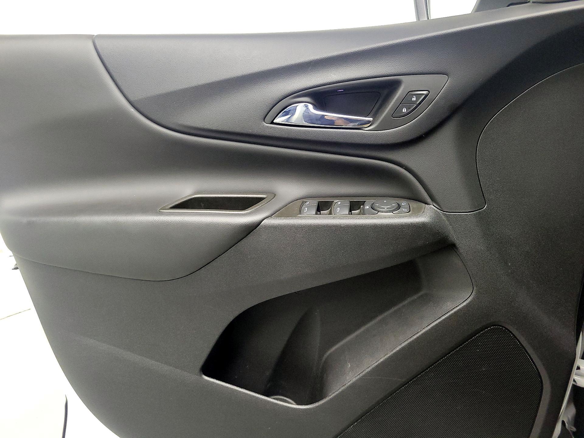 Thumbnail: 2023 Chevrolet Equinox - 12