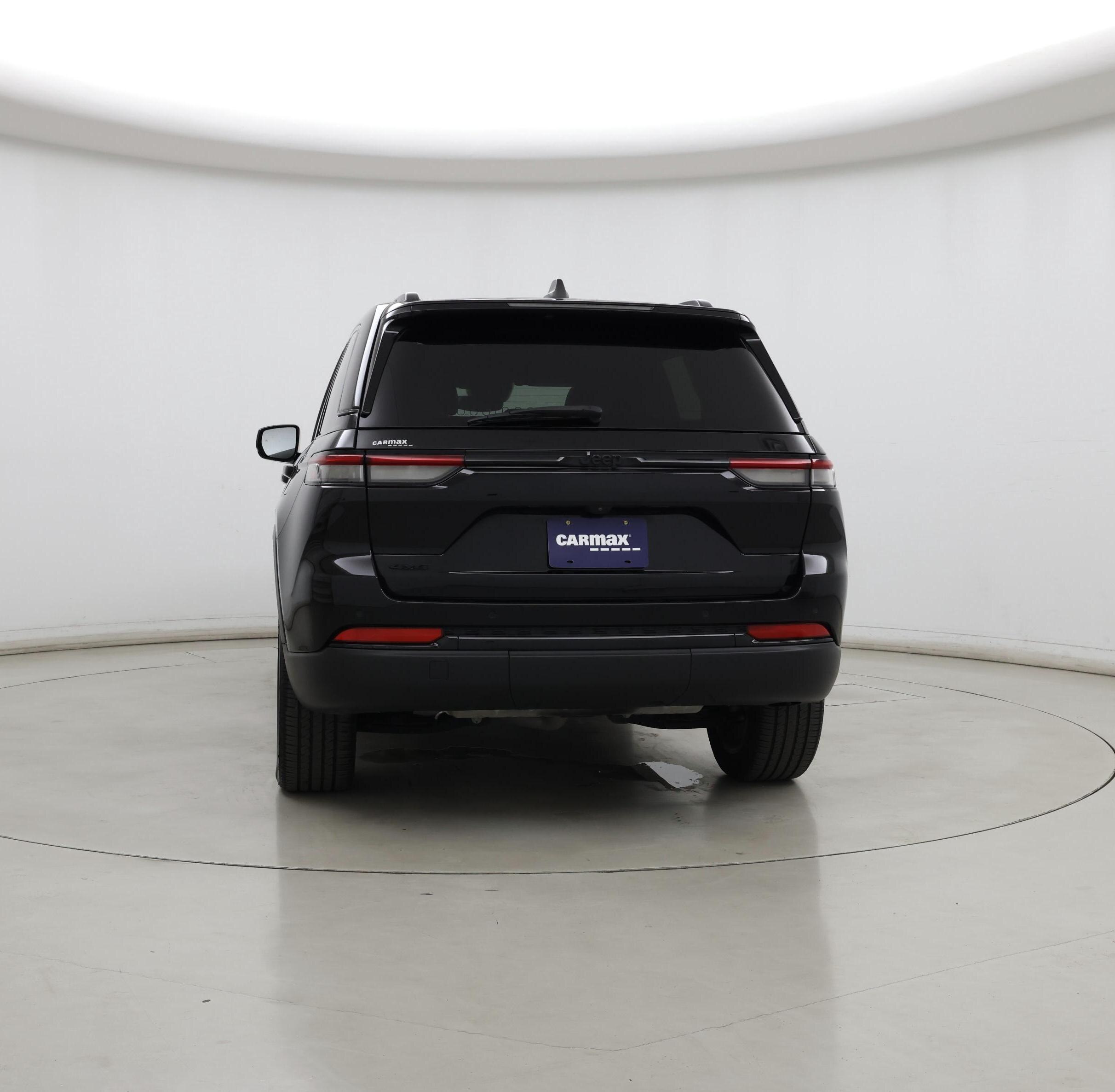 Thumbnail: 2023 Jeep Grand Cherokee - 6