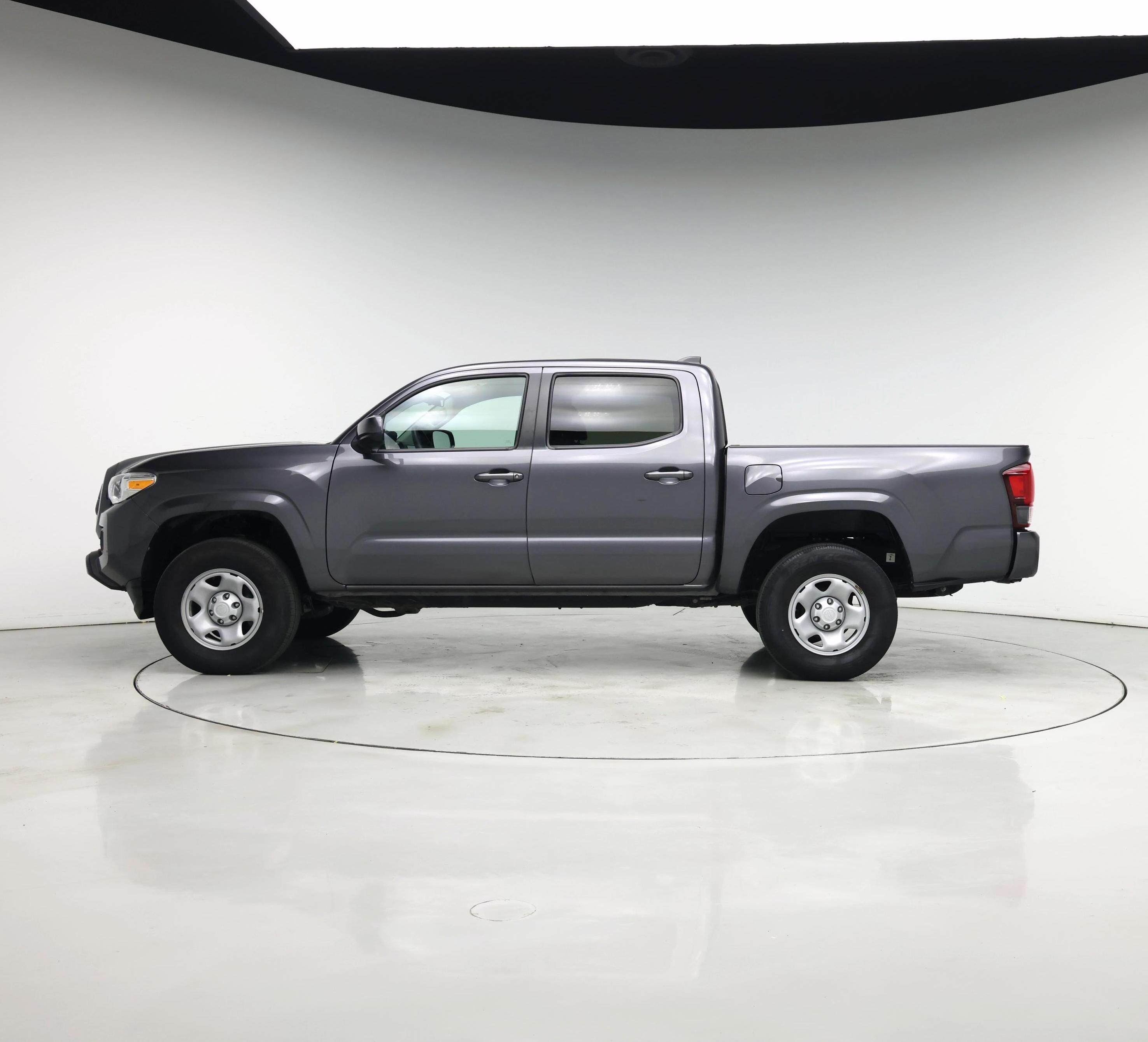 Thumbnail: 2022 Toyota Tacoma - 3