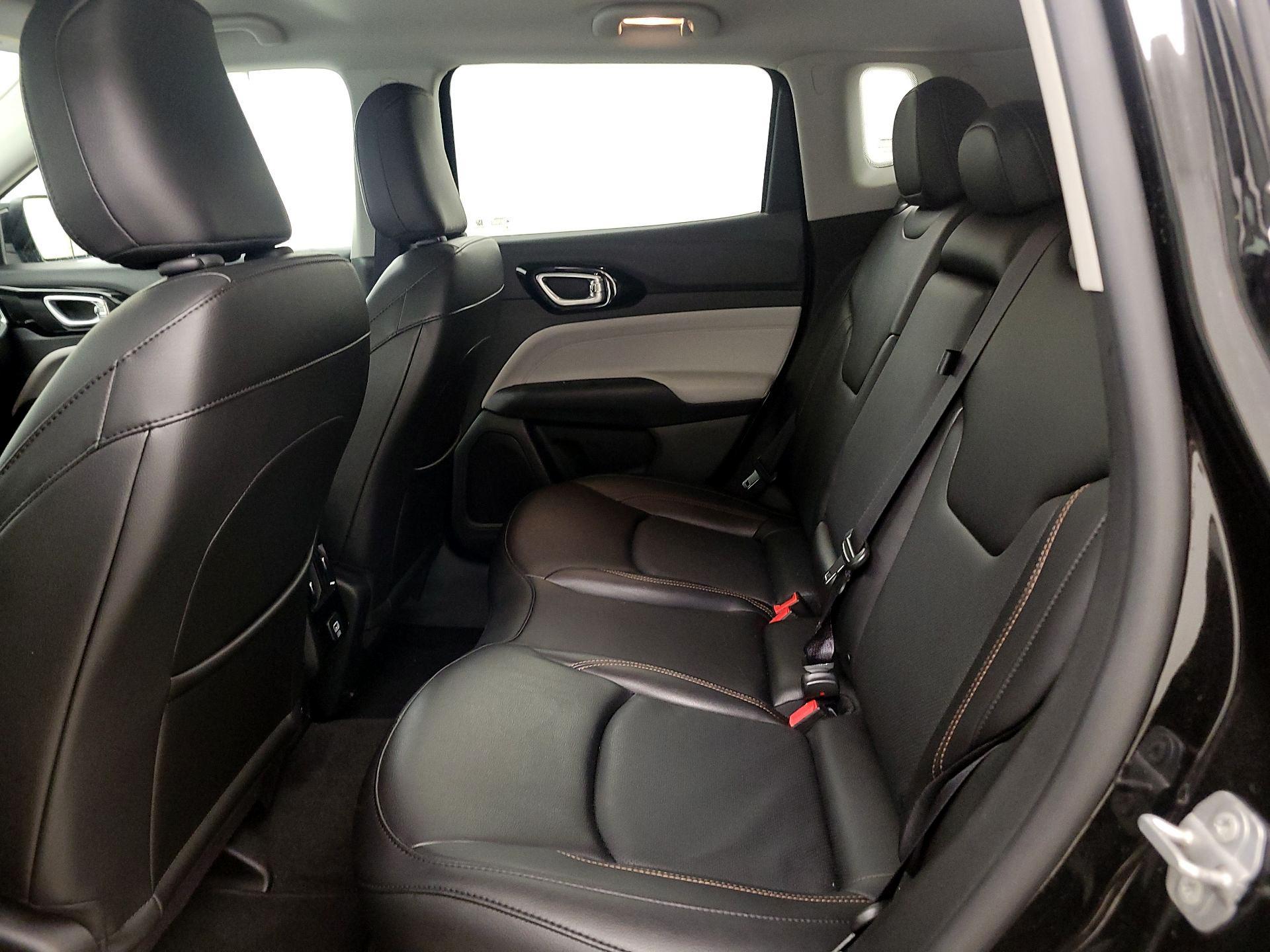 Thumbnail: 2022 Jeep Compass - 19