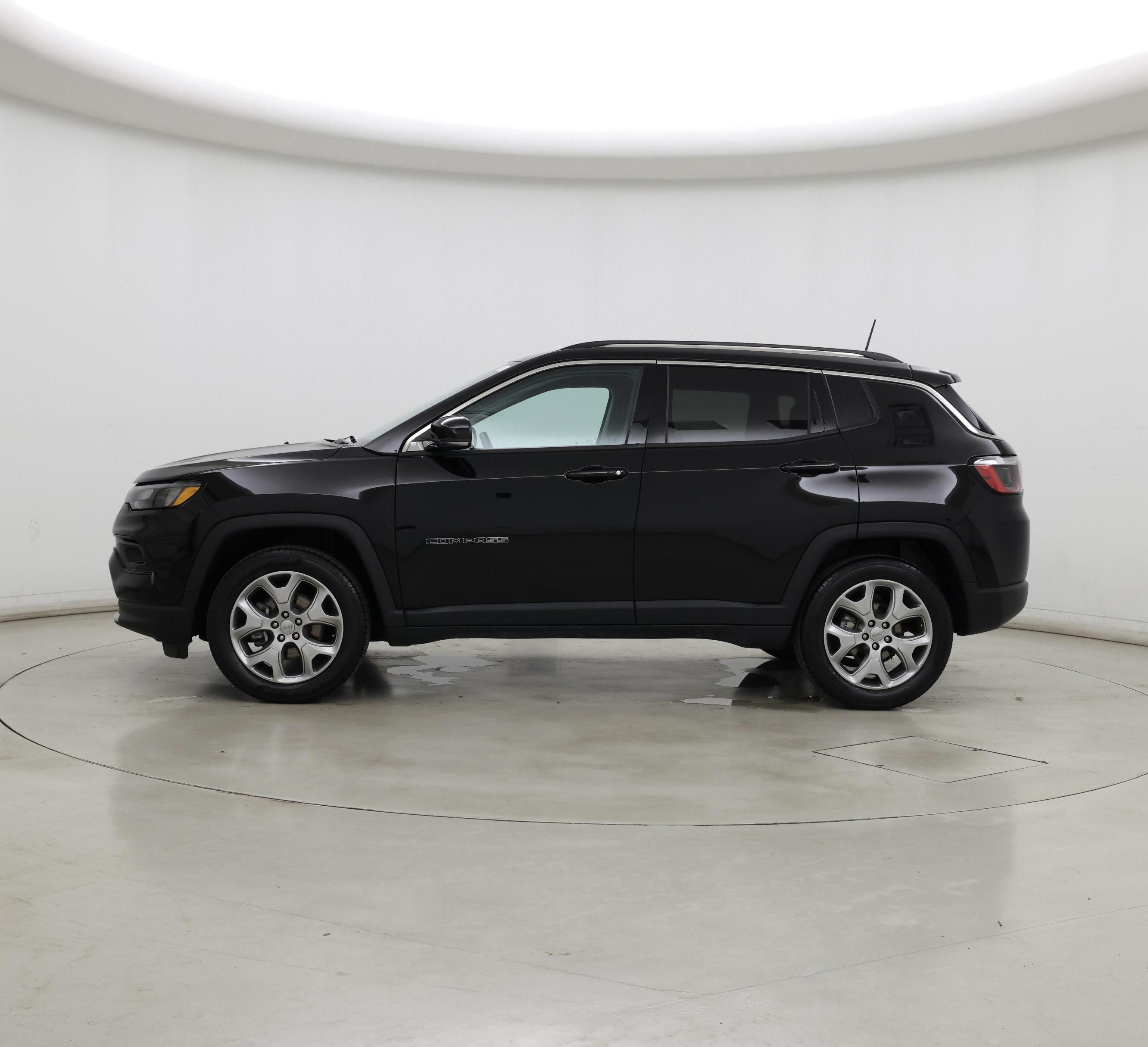 Thumbnail: 2022 Jeep Compass - 3