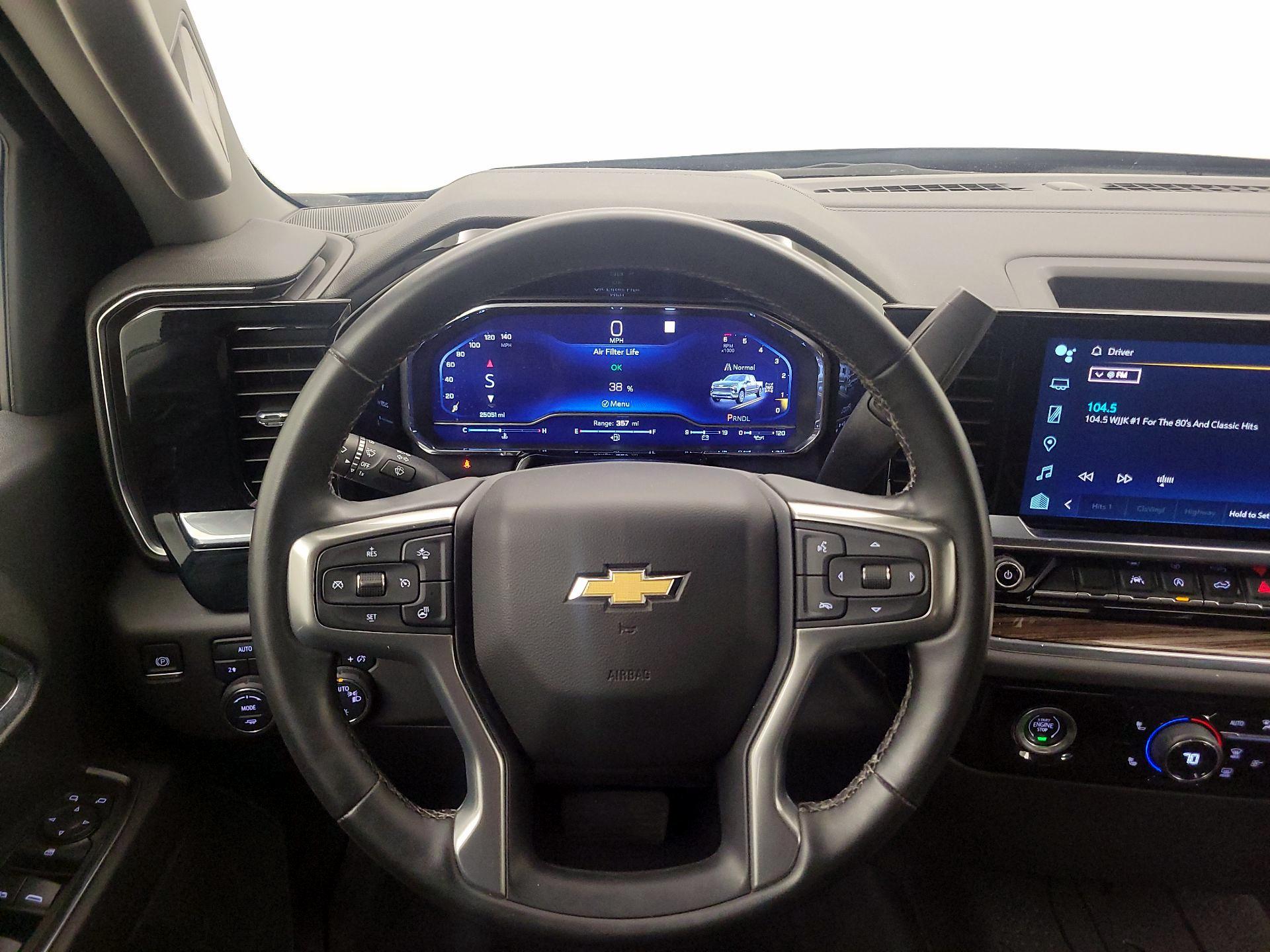 Thumbnail: 2023 Chevrolet Silverado 1500 - 10