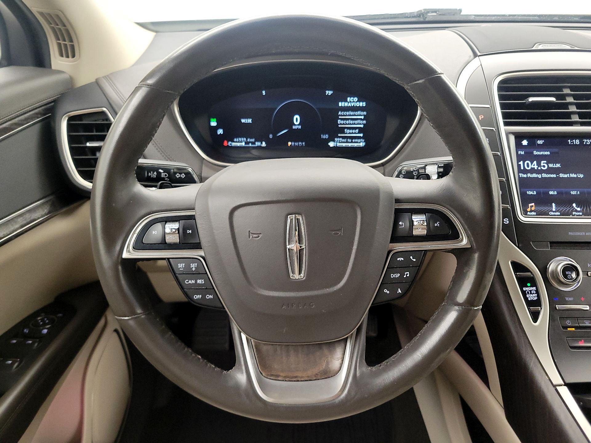 Thumbnail: 2019 Lincoln Nautilus - 10