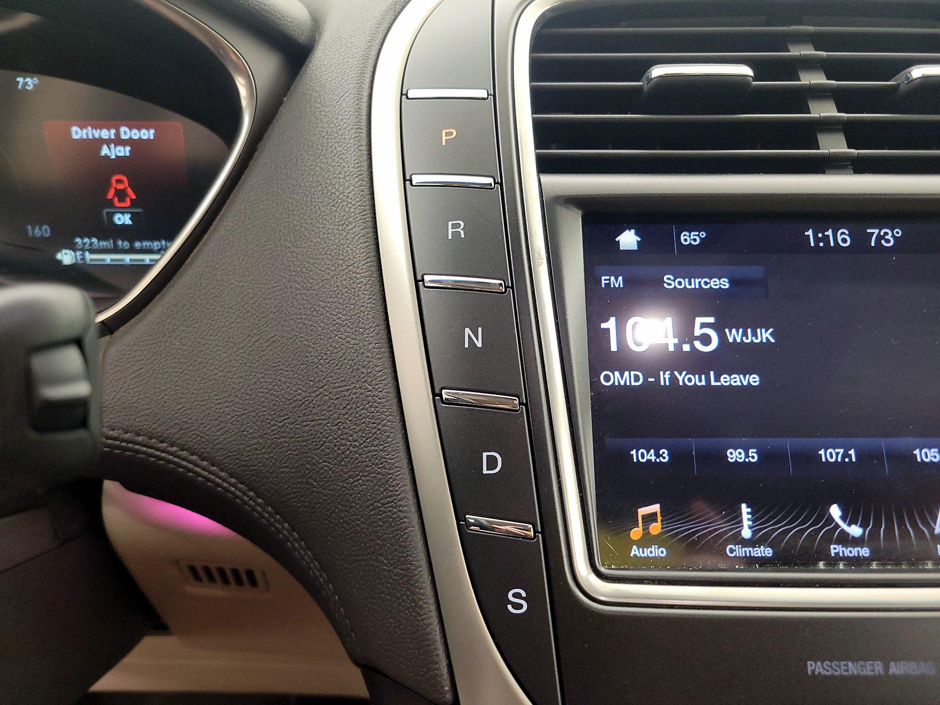 Thumbnail: 2019 Lincoln Nautilus - 18