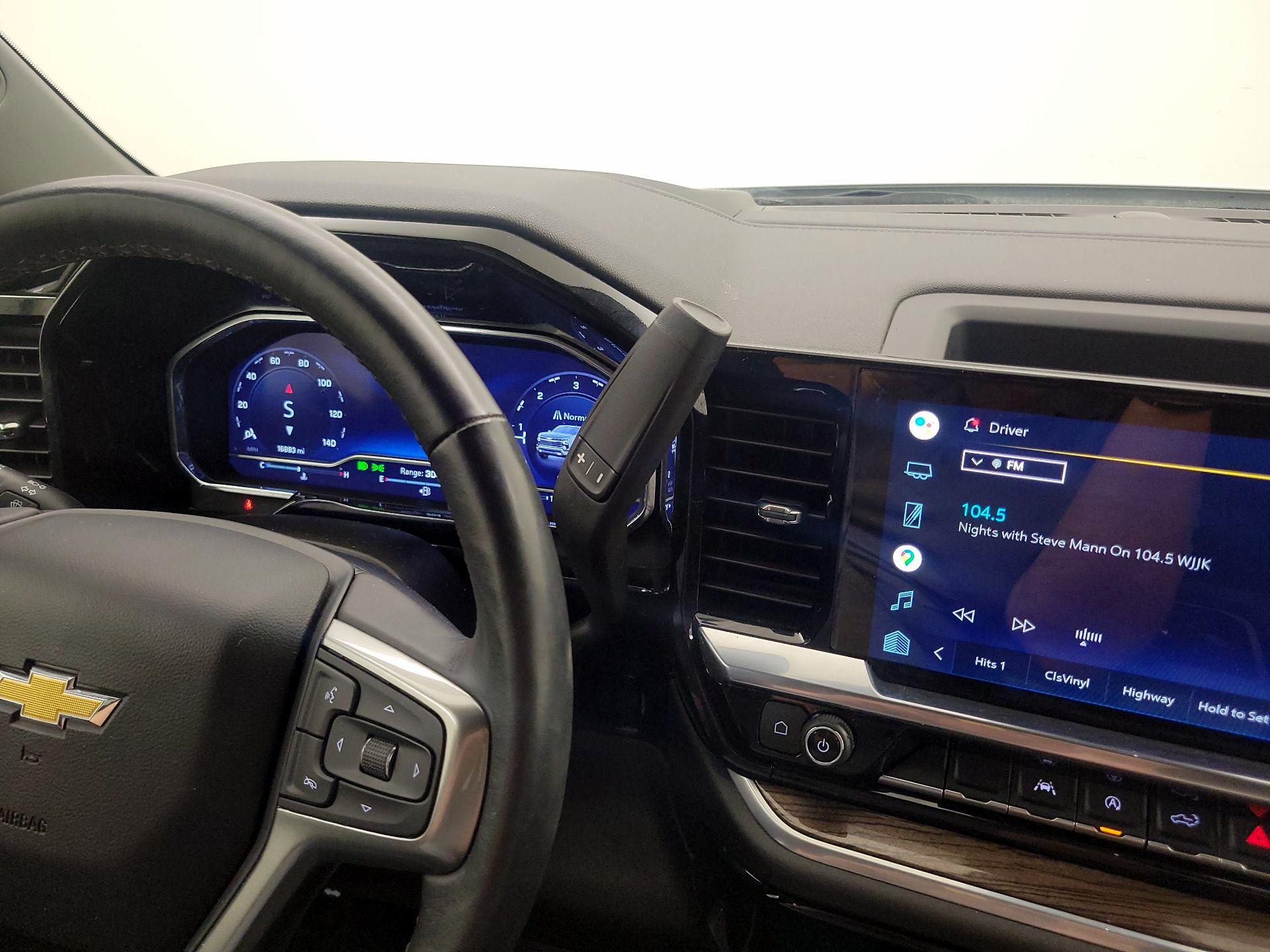 Thumbnail: 2022 Chevrolet Silverado 1500 - 17