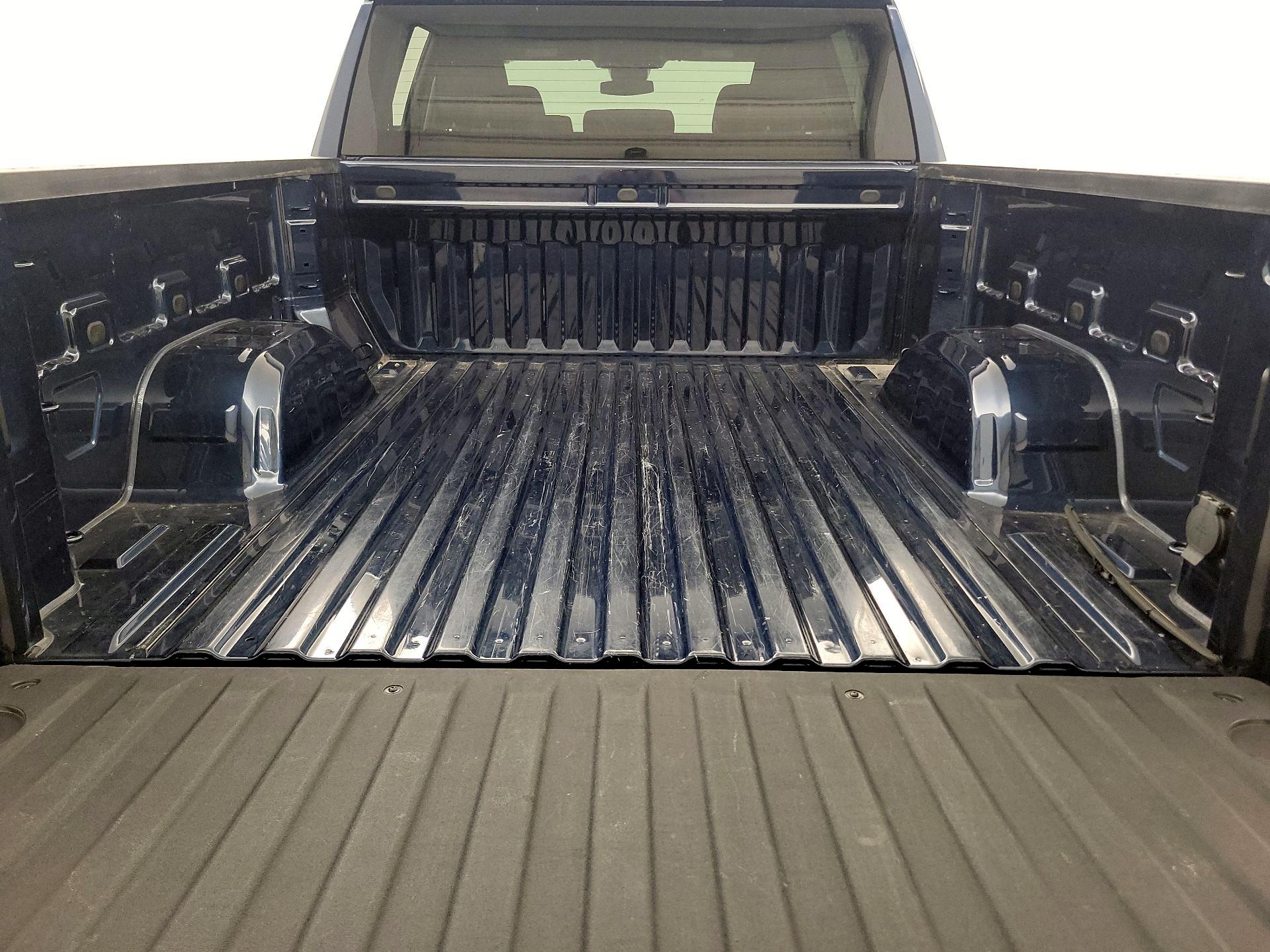 Thumbnail: 2023 Chevrolet Silverado 1500 - 20