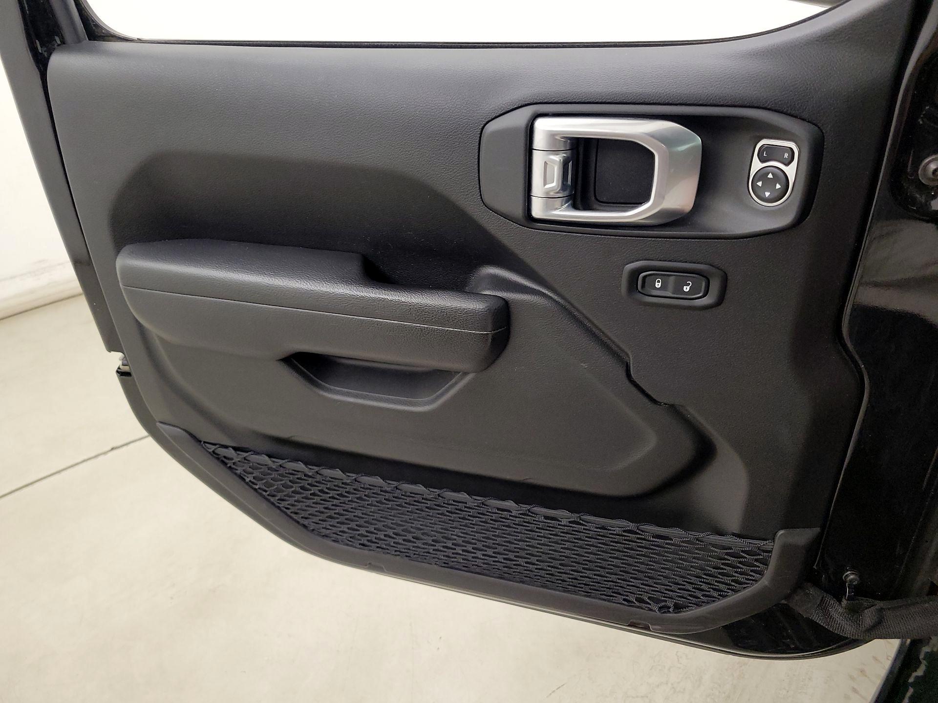 Thumbnail: 2023 Jeep Wrangler - 12