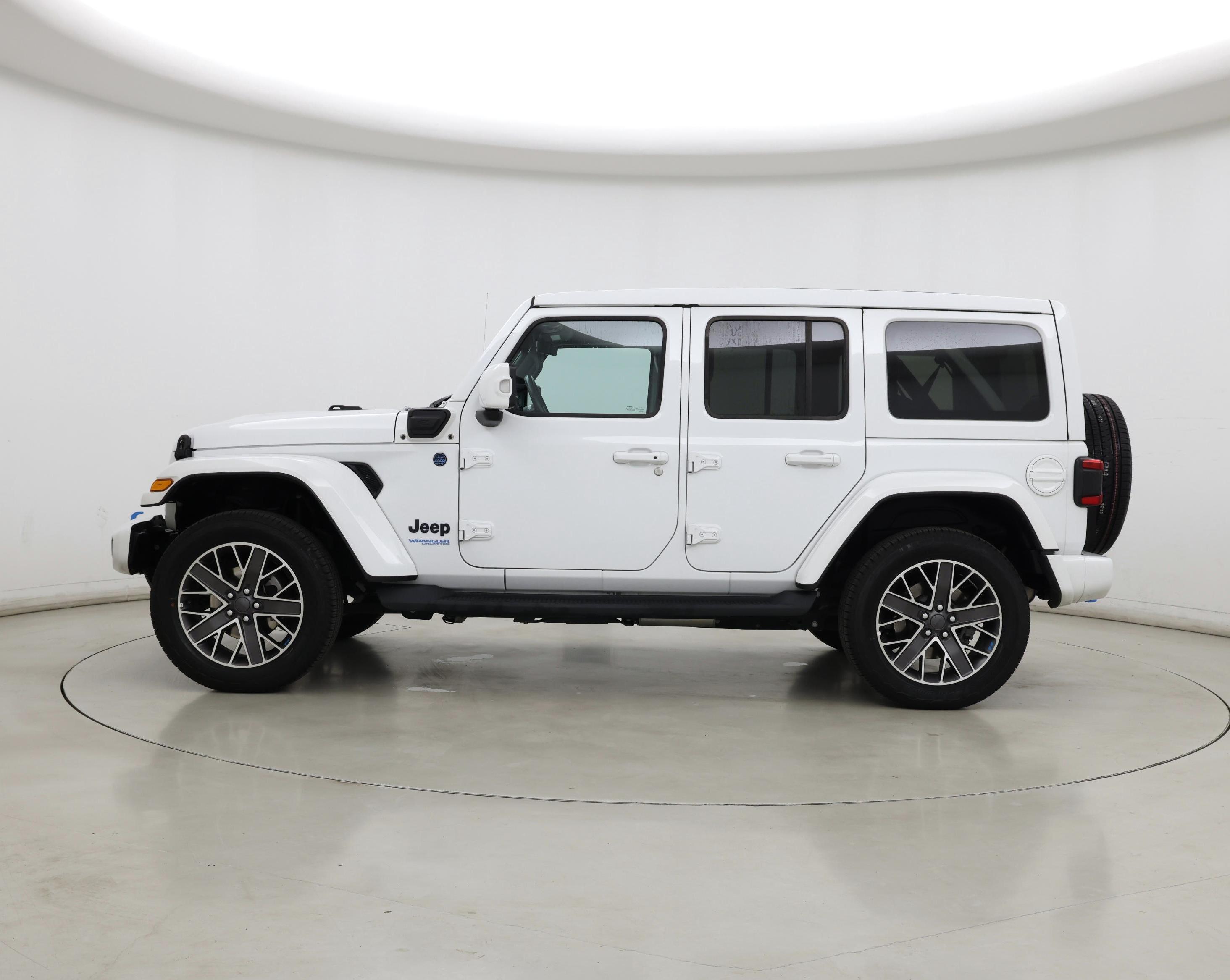 Thumbnail: 2022 Jeep Wrangler - 3