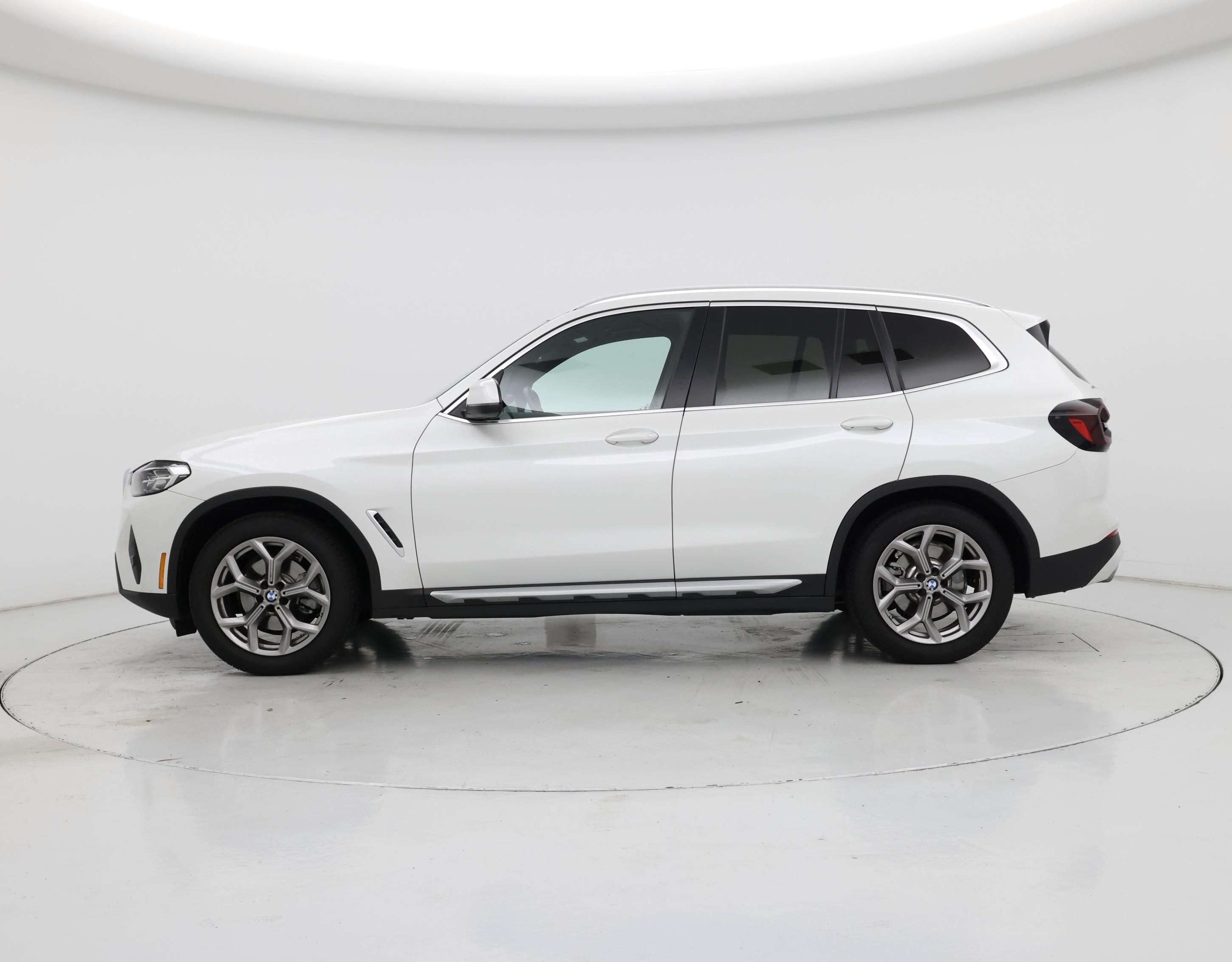 Thumbnail: 2022 BMW X3 - 3