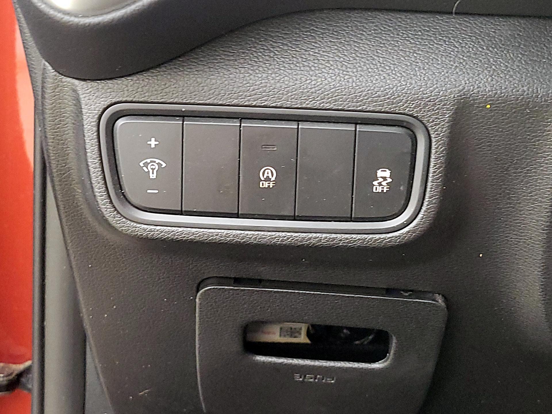Thumbnail: 2021 Kia Soul - 13