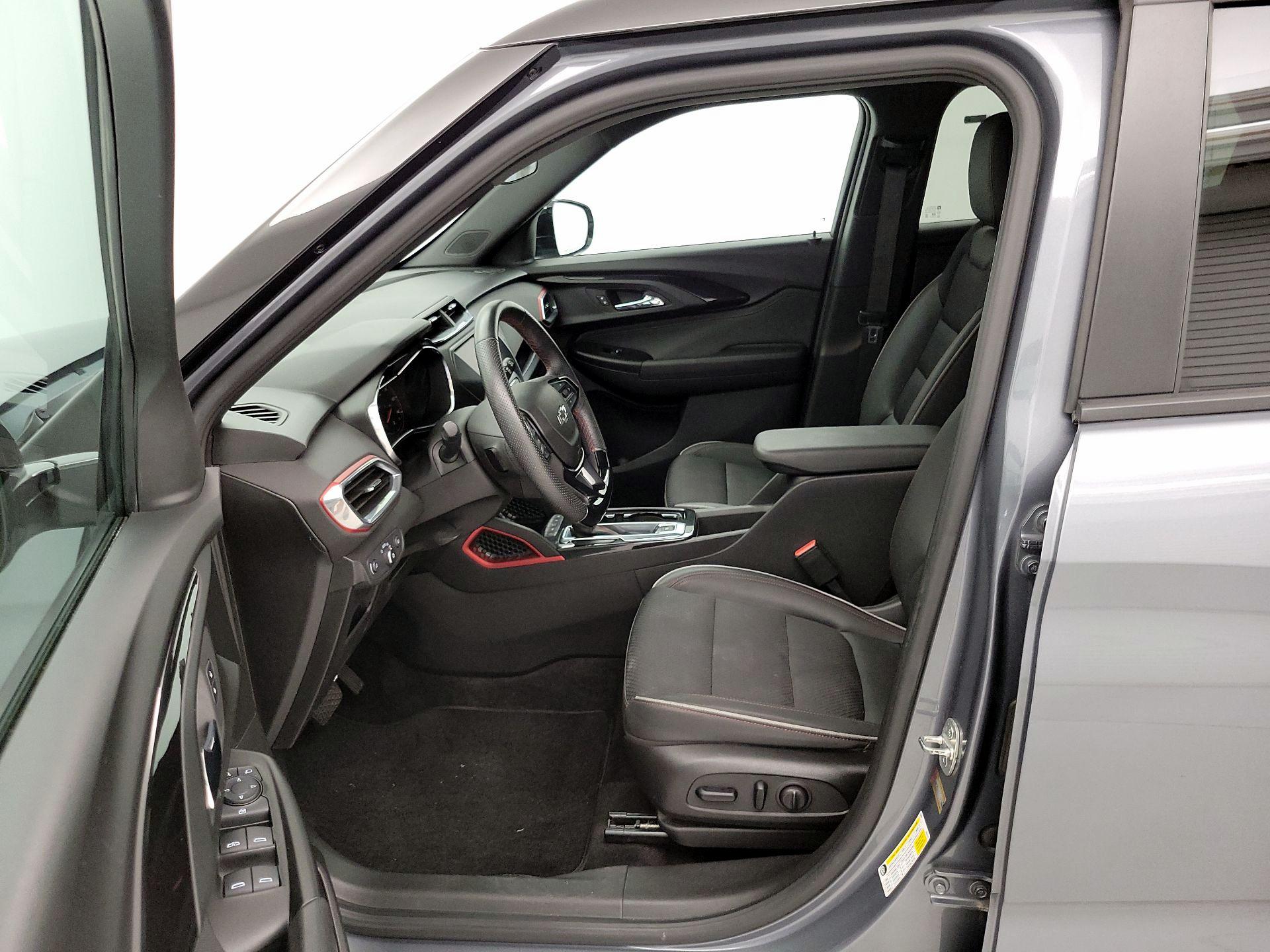 Thumbnail: 2022 Chevrolet TrailBlazer - 11