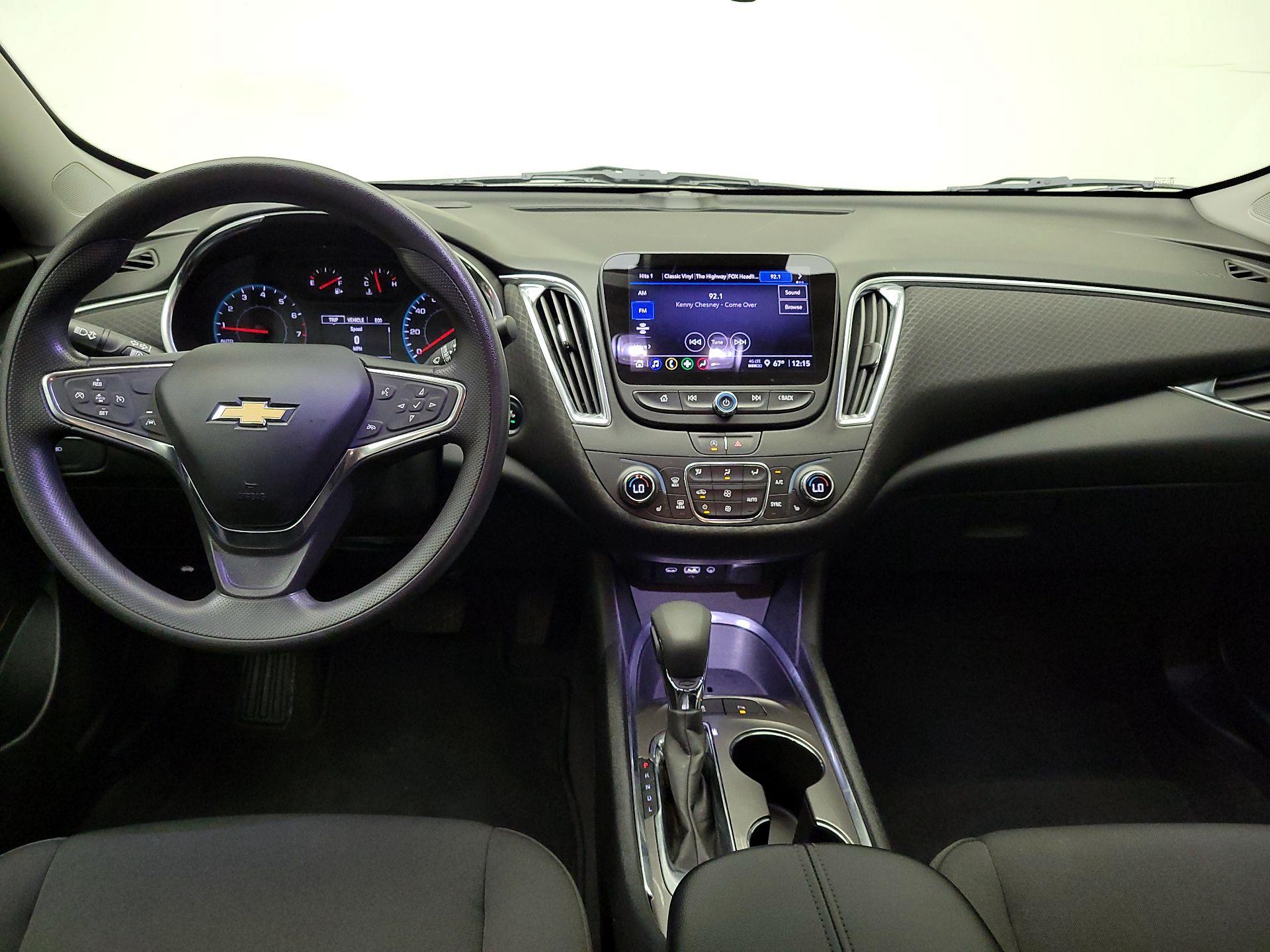 Thumbnail: 2021 Chevrolet Malibu - 9