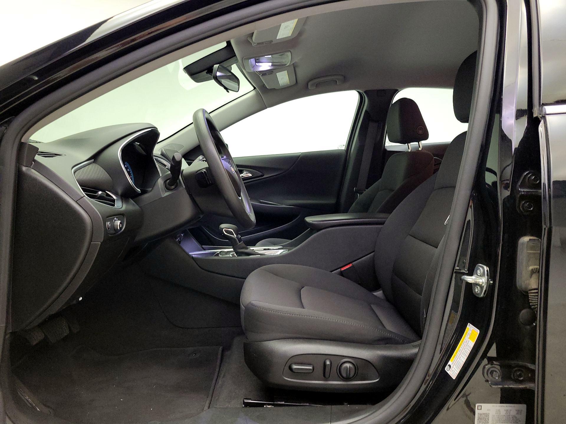Thumbnail: 2021 Chevrolet Malibu - 11