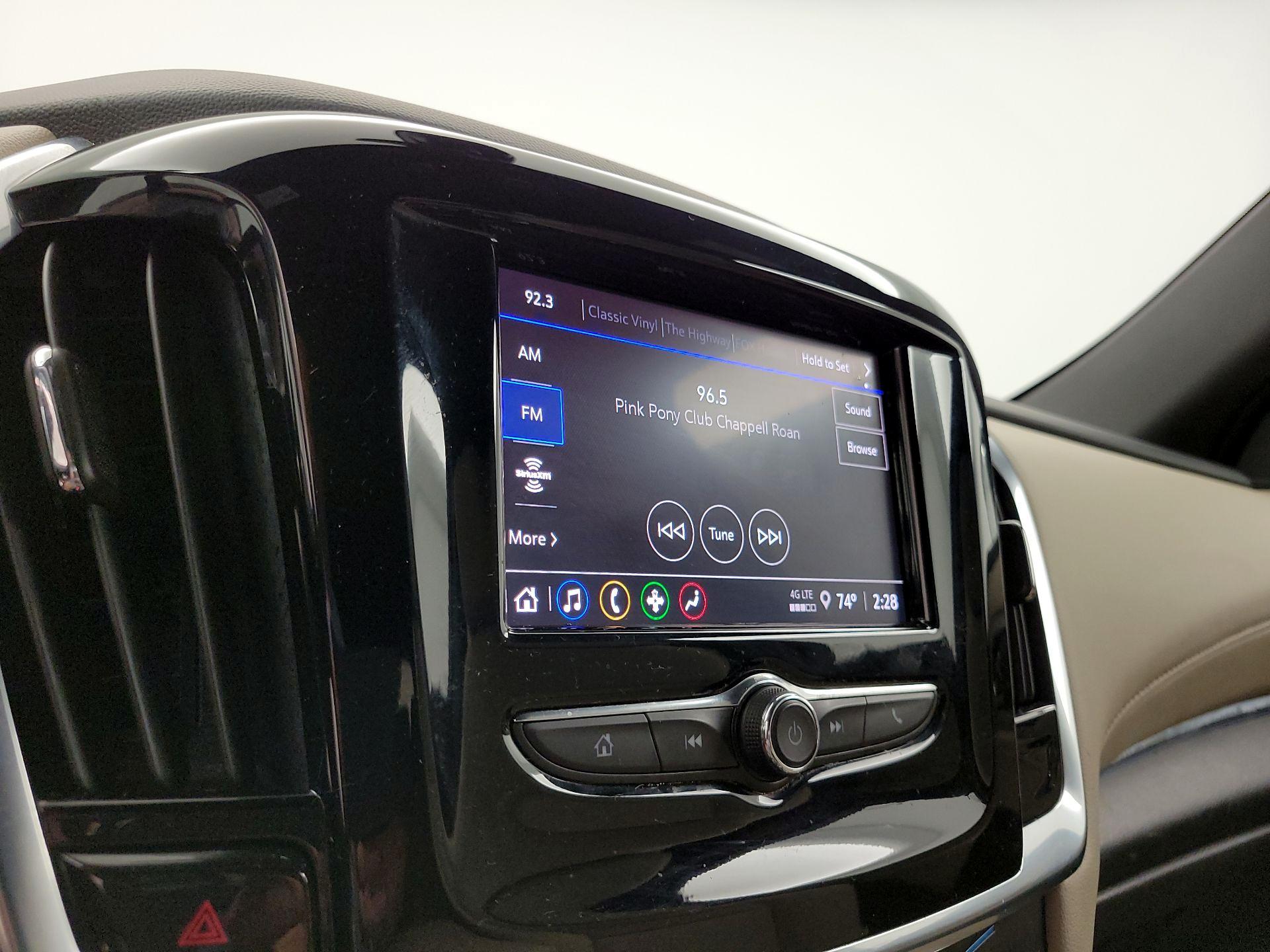 Thumbnail: 2022 Chevrolet Traverse - 15