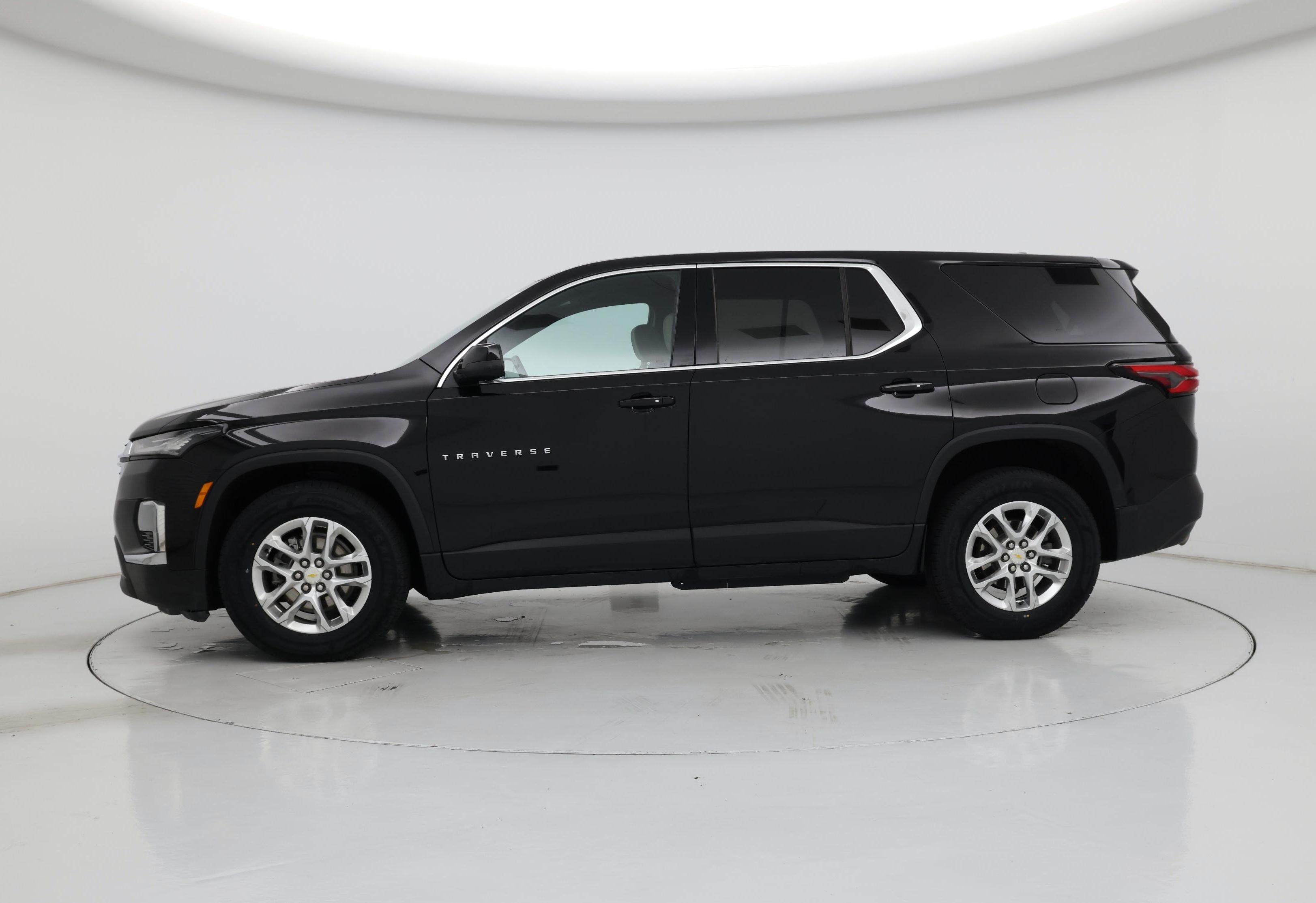 Thumbnail: 2022 Chevrolet Traverse - 3