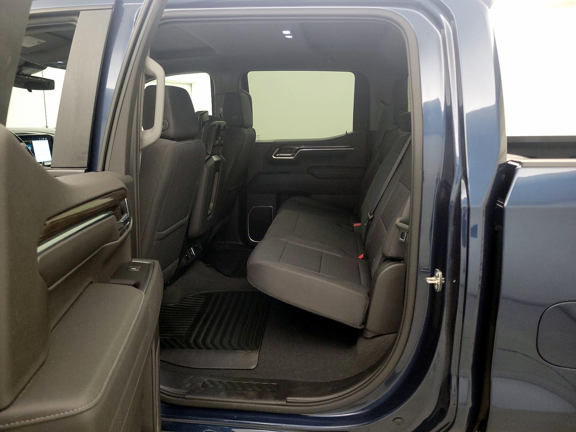 Thumbnail: 2022 Chevrolet Silverado 1500 - 20