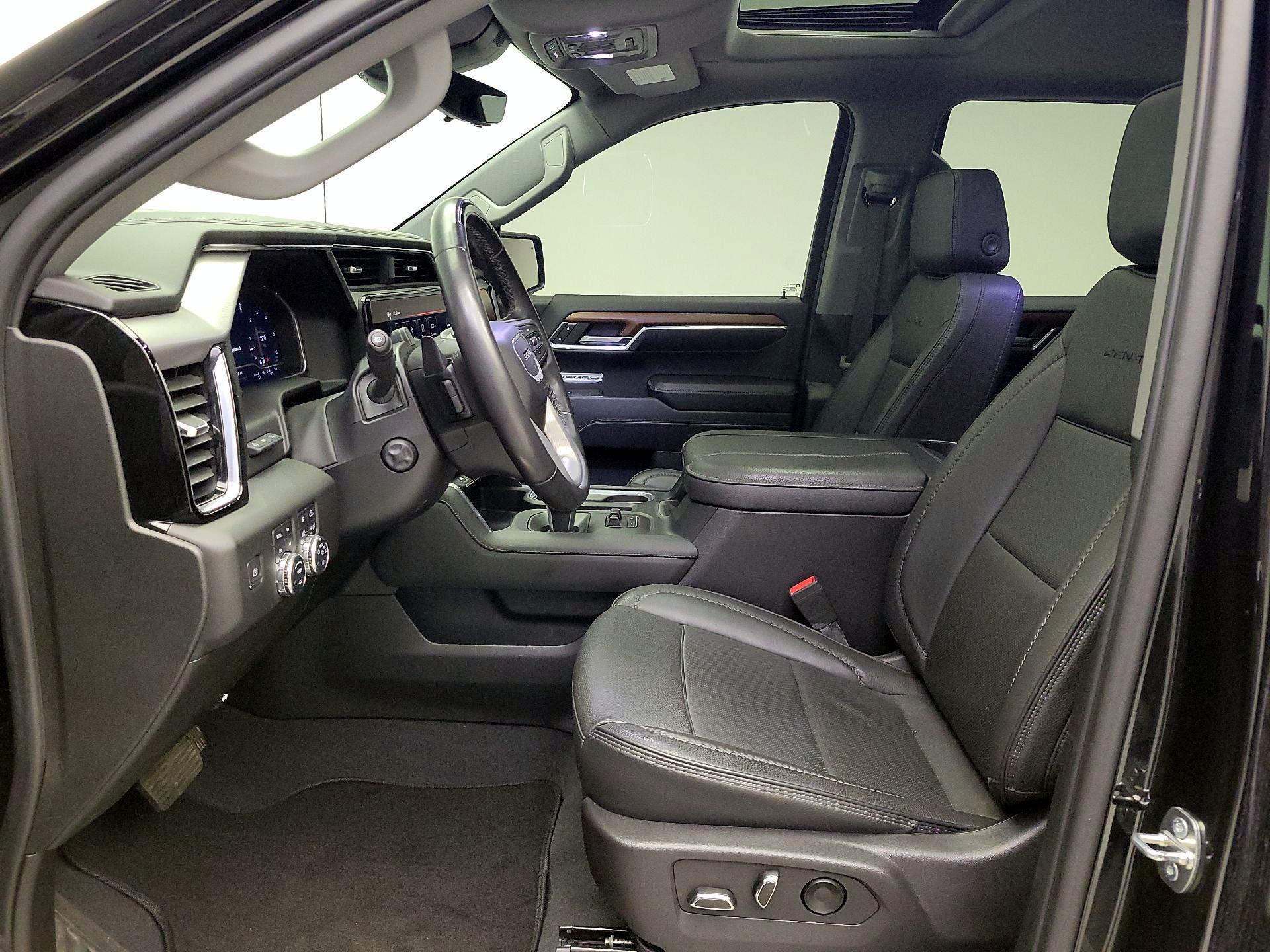 Thumbnail: 2023 GMC Sierra 1500 - 11