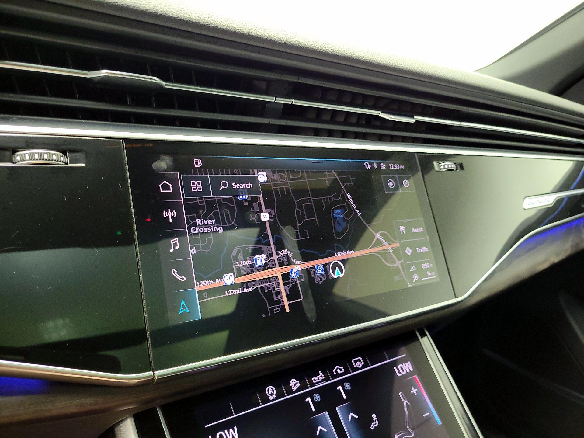 Thumbnail: 2020 Audi Q8 - 14