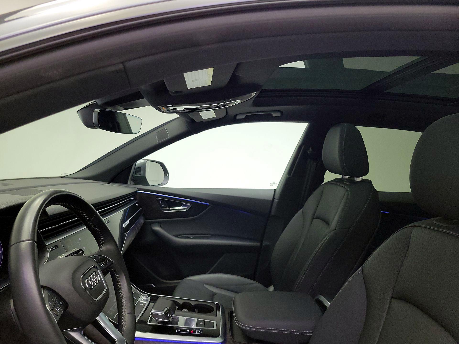 Thumbnail: 2020 Audi Q8 - 20