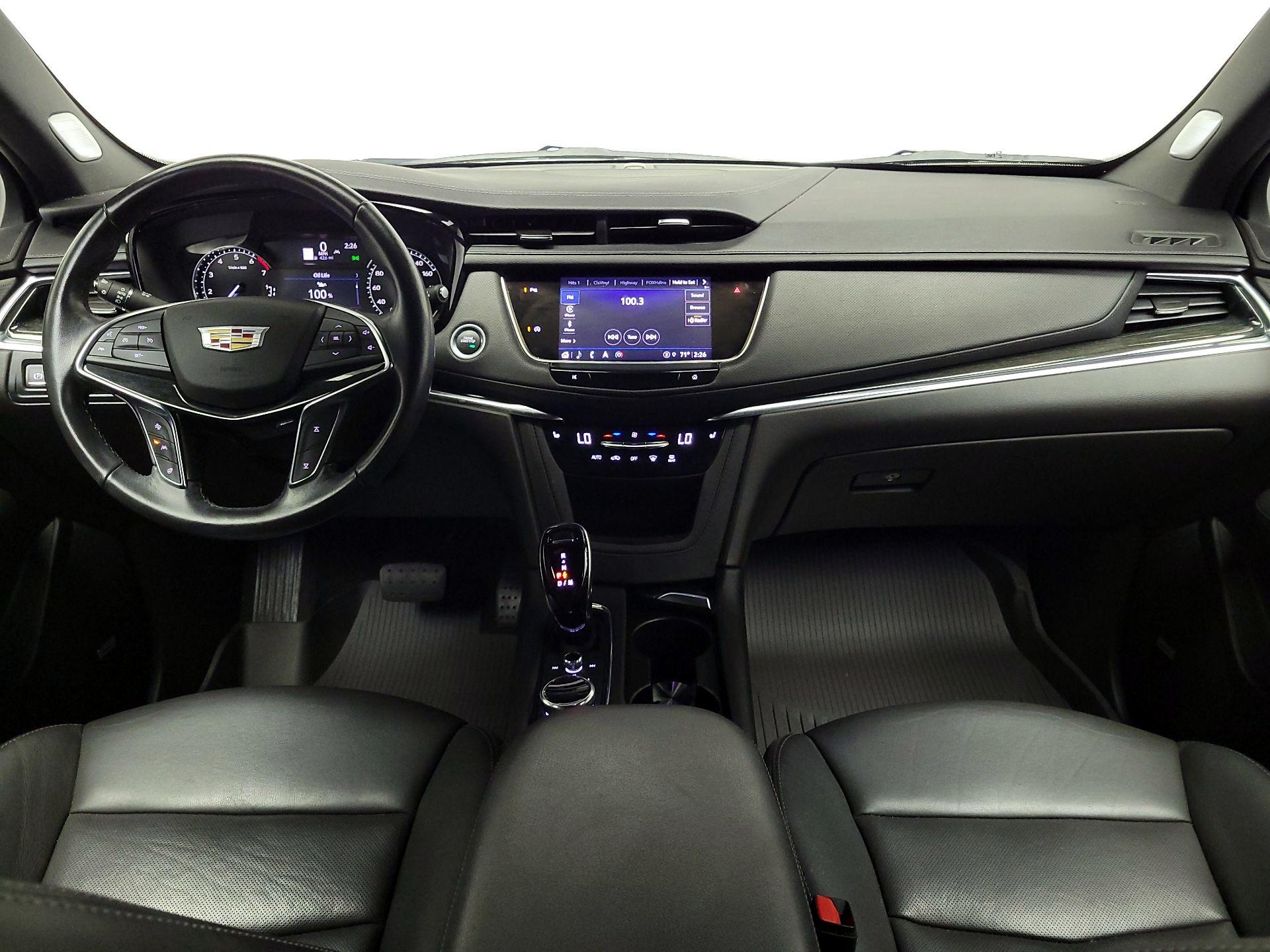 Thumbnail: 2022 Cadillac XT5 - 9
