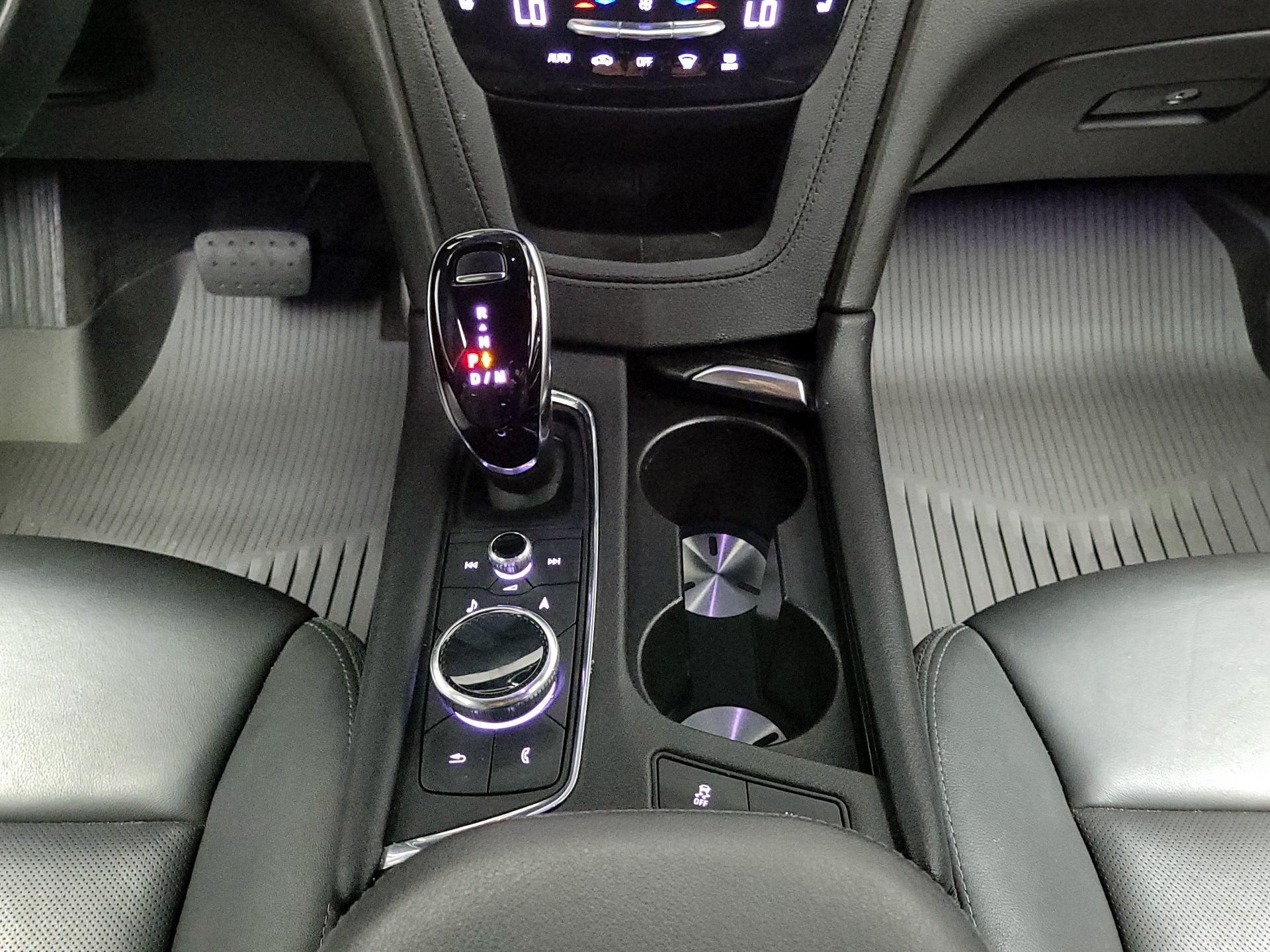 Thumbnail: 2022 Cadillac XT5 - 18