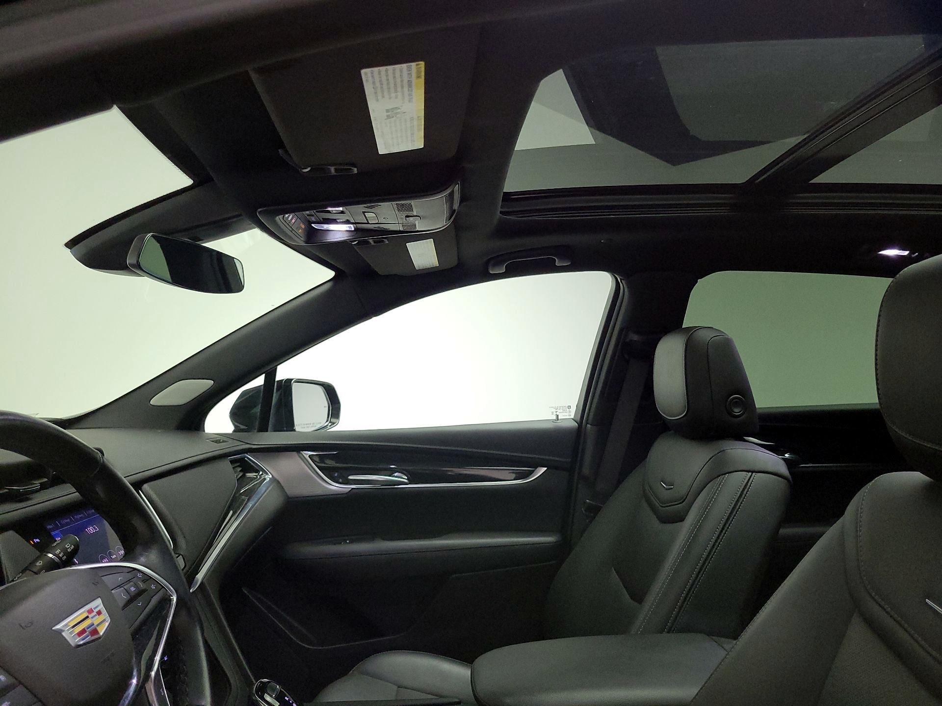 Thumbnail: 2022 Cadillac XT5 - 20