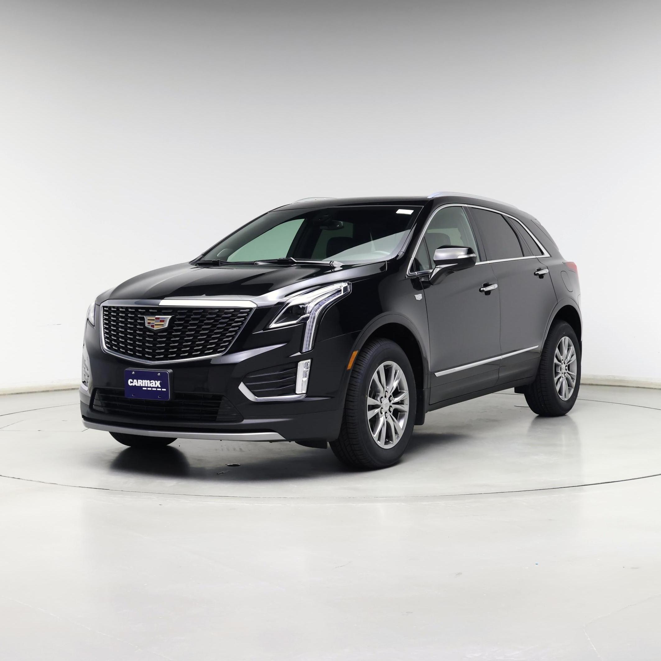 Thumbnail: 2022 Cadillac XT5 - 4