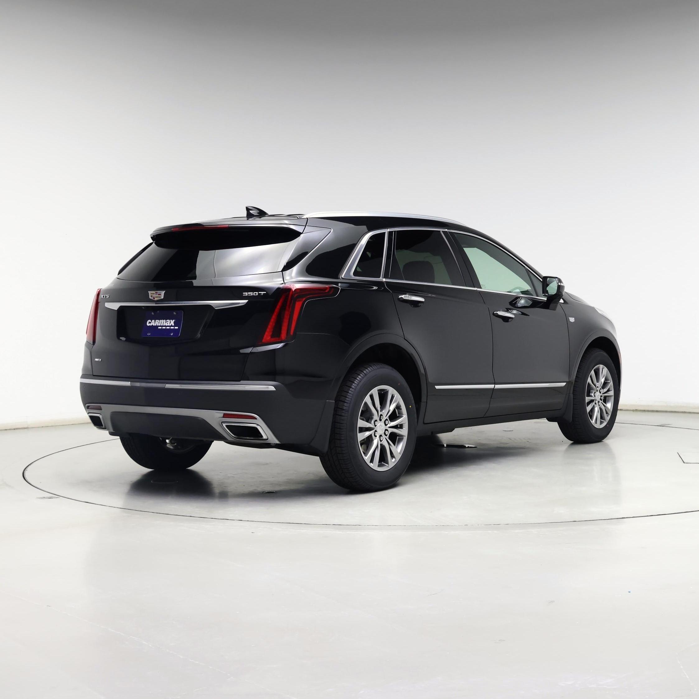 Thumbnail: 2022 Cadillac XT5 - 8