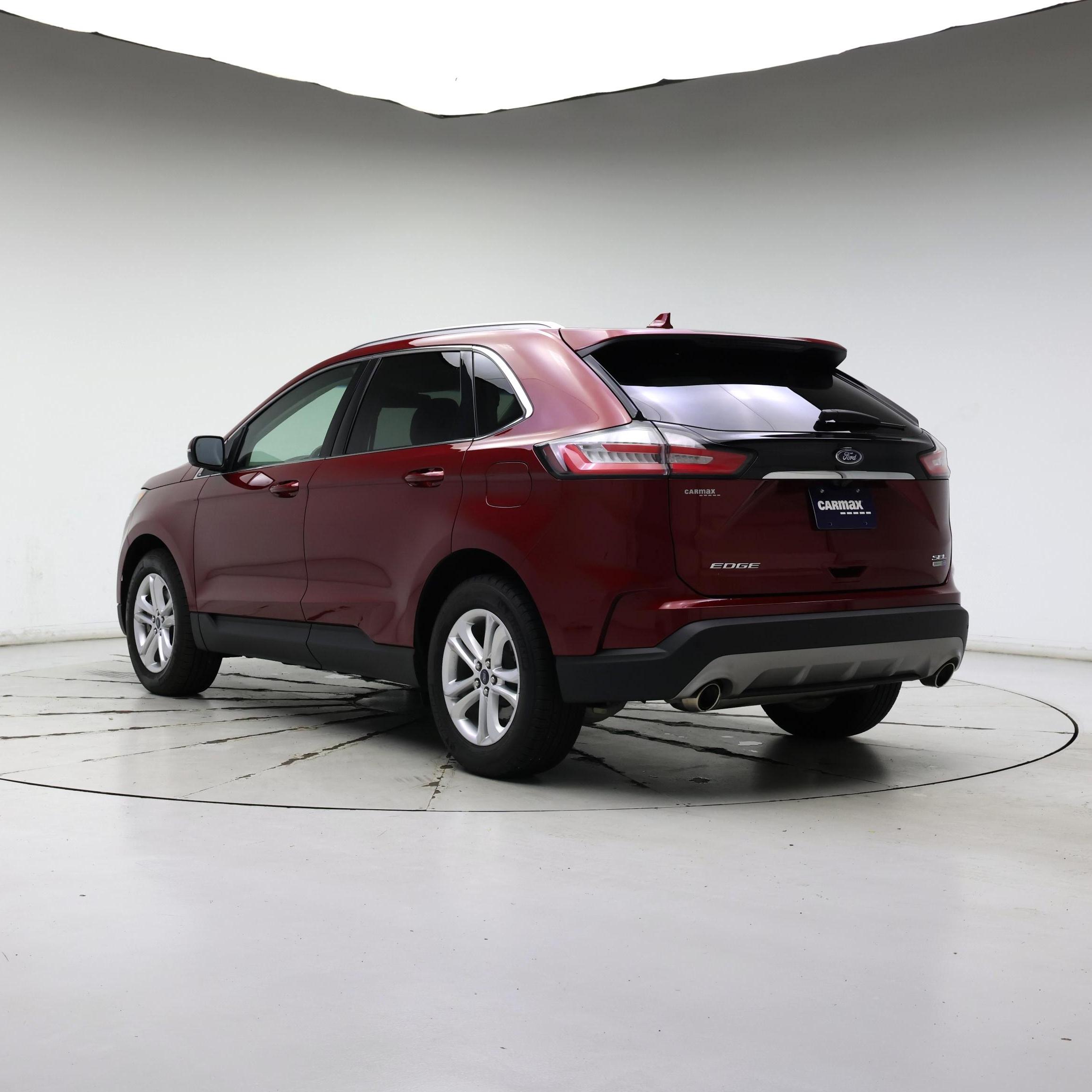 Thumbnail: 2019 Ford Edge - 2