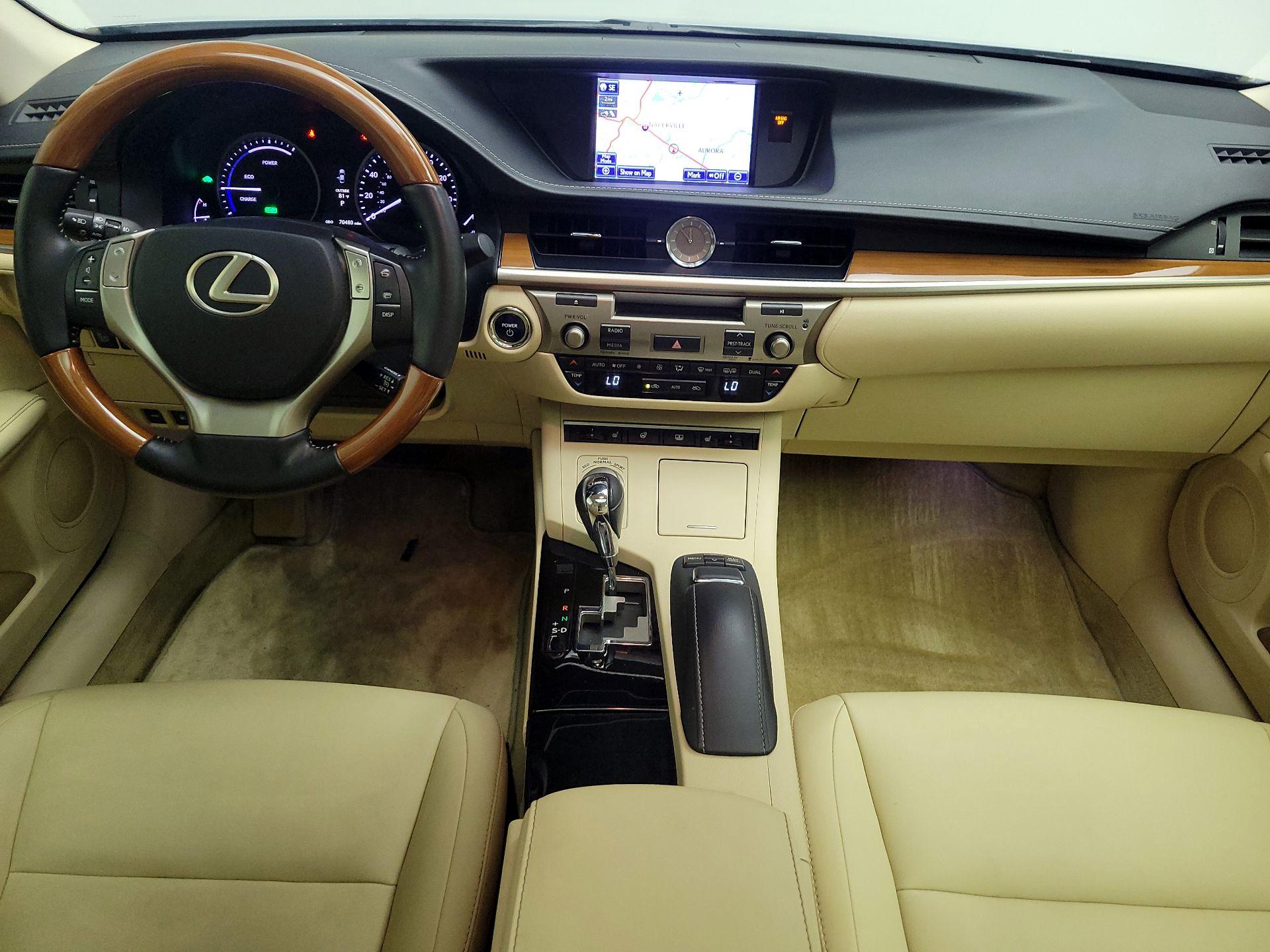 Thumbnail: 2013 Lexus ES - 9