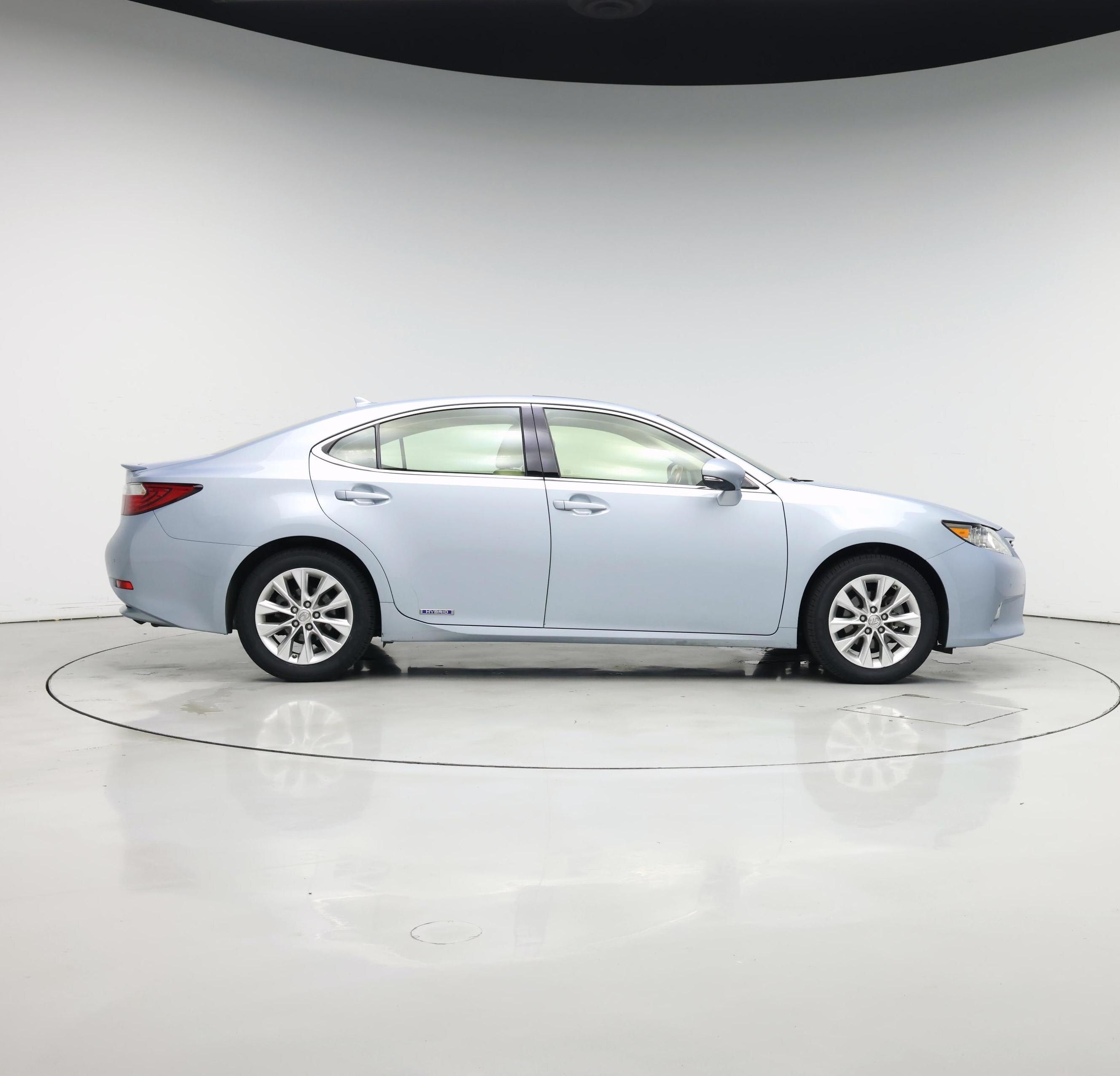 Thumbnail: 2013 Lexus ES - 7