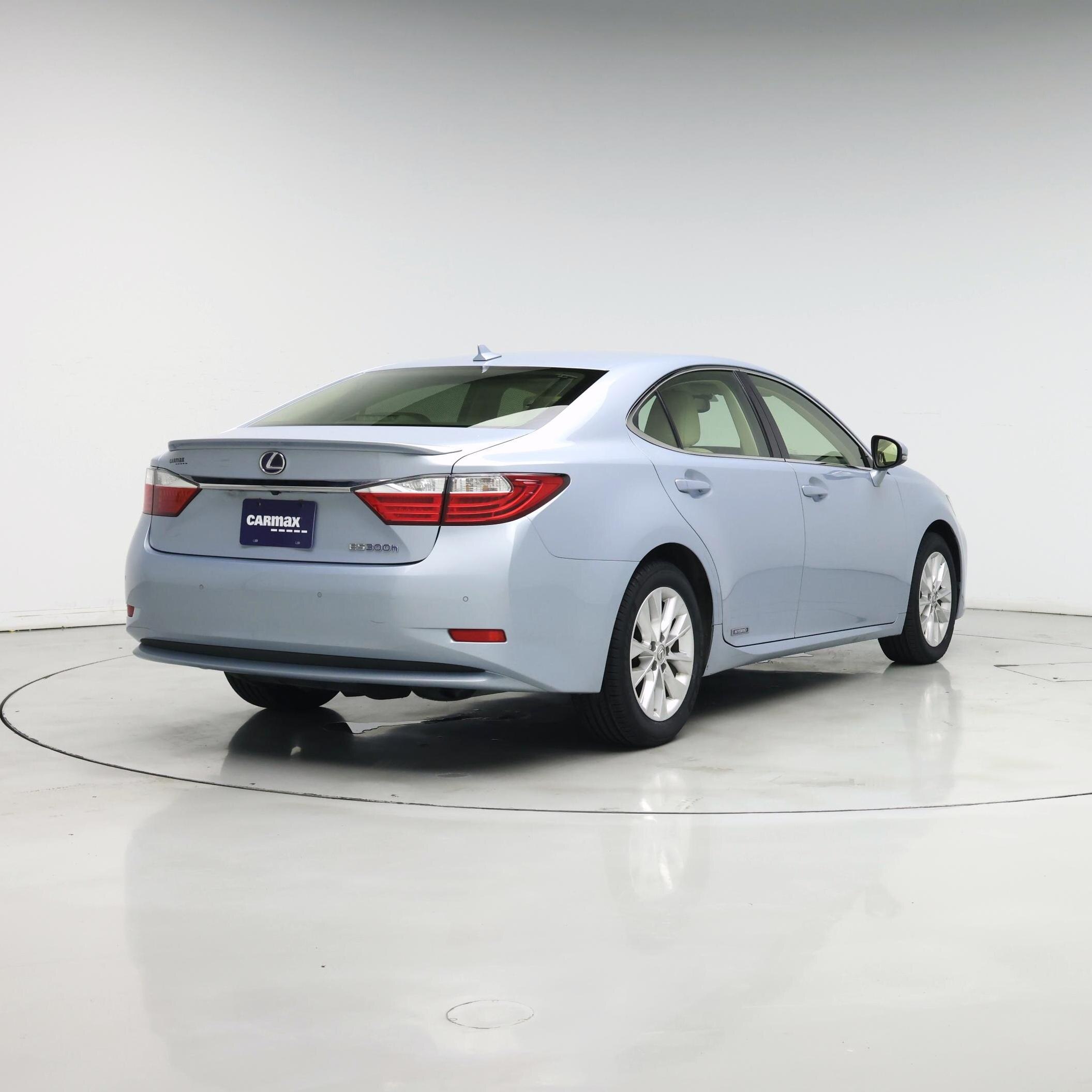 Thumbnail: 2013 Lexus ES - 8