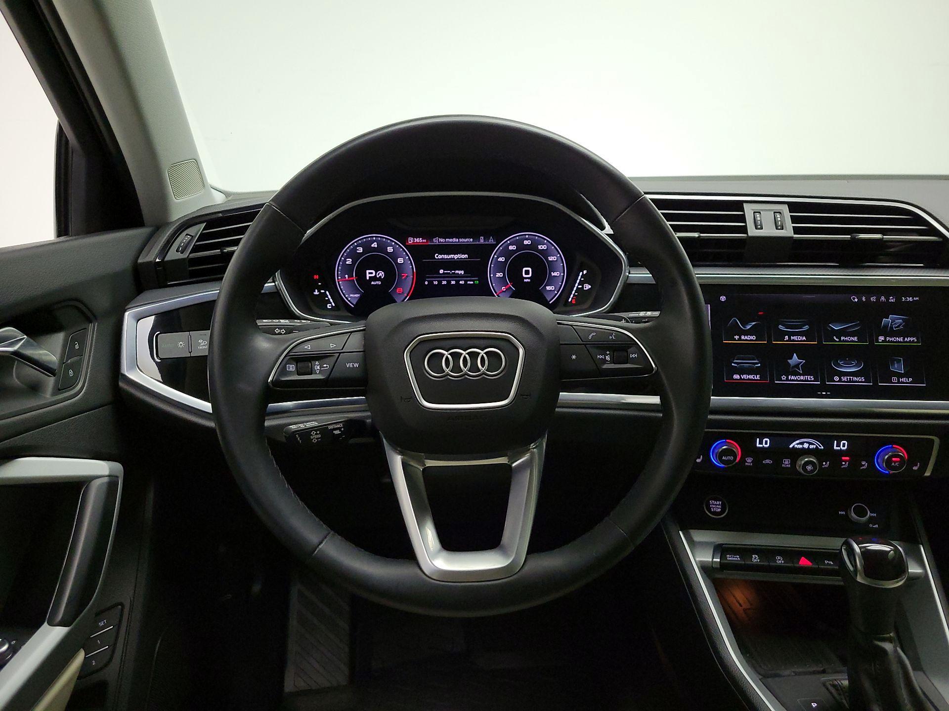 Thumbnail: 2022 Audi Q3 - 10