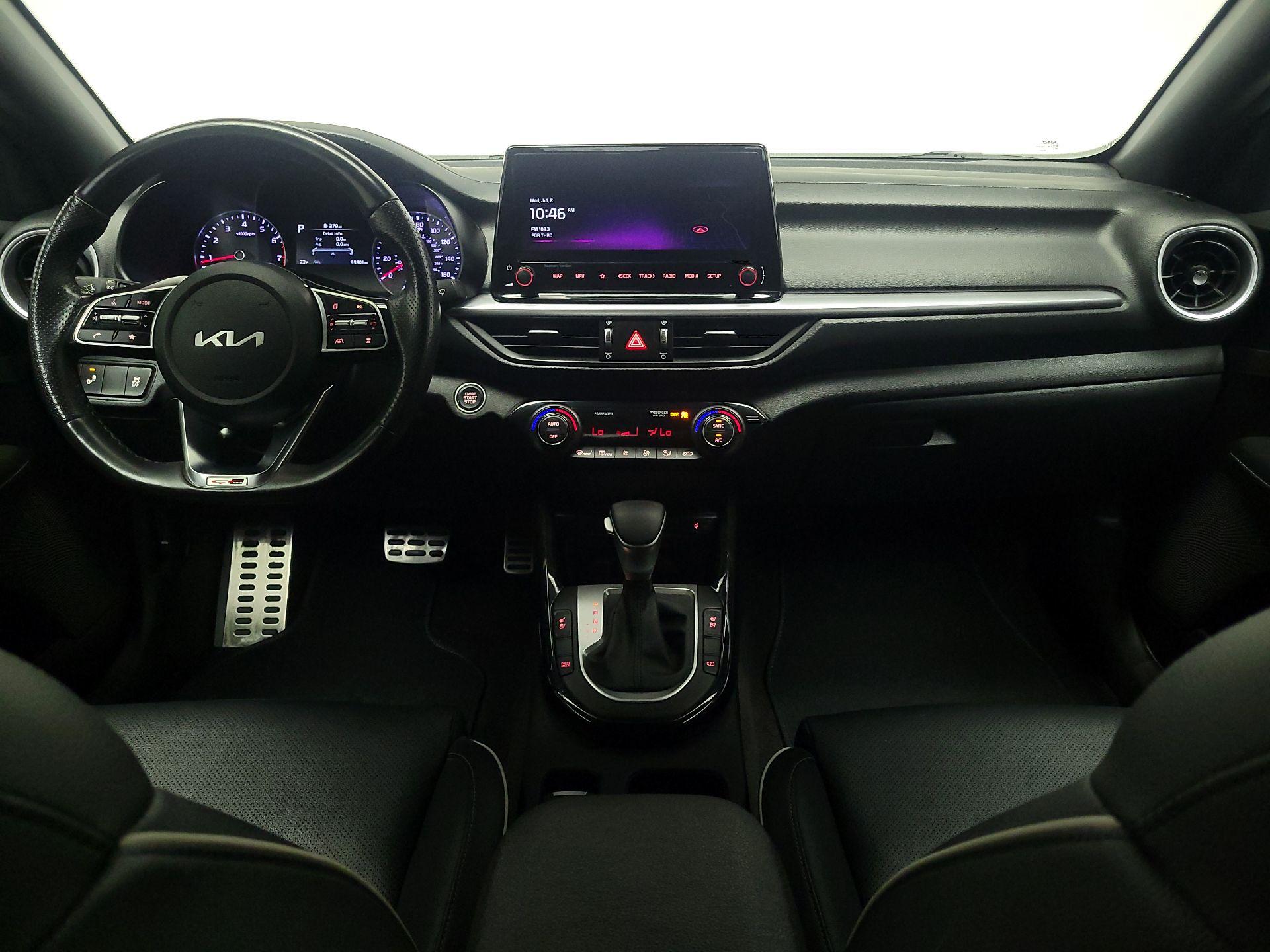 Thumbnail: 2023 Kia Forte - 9