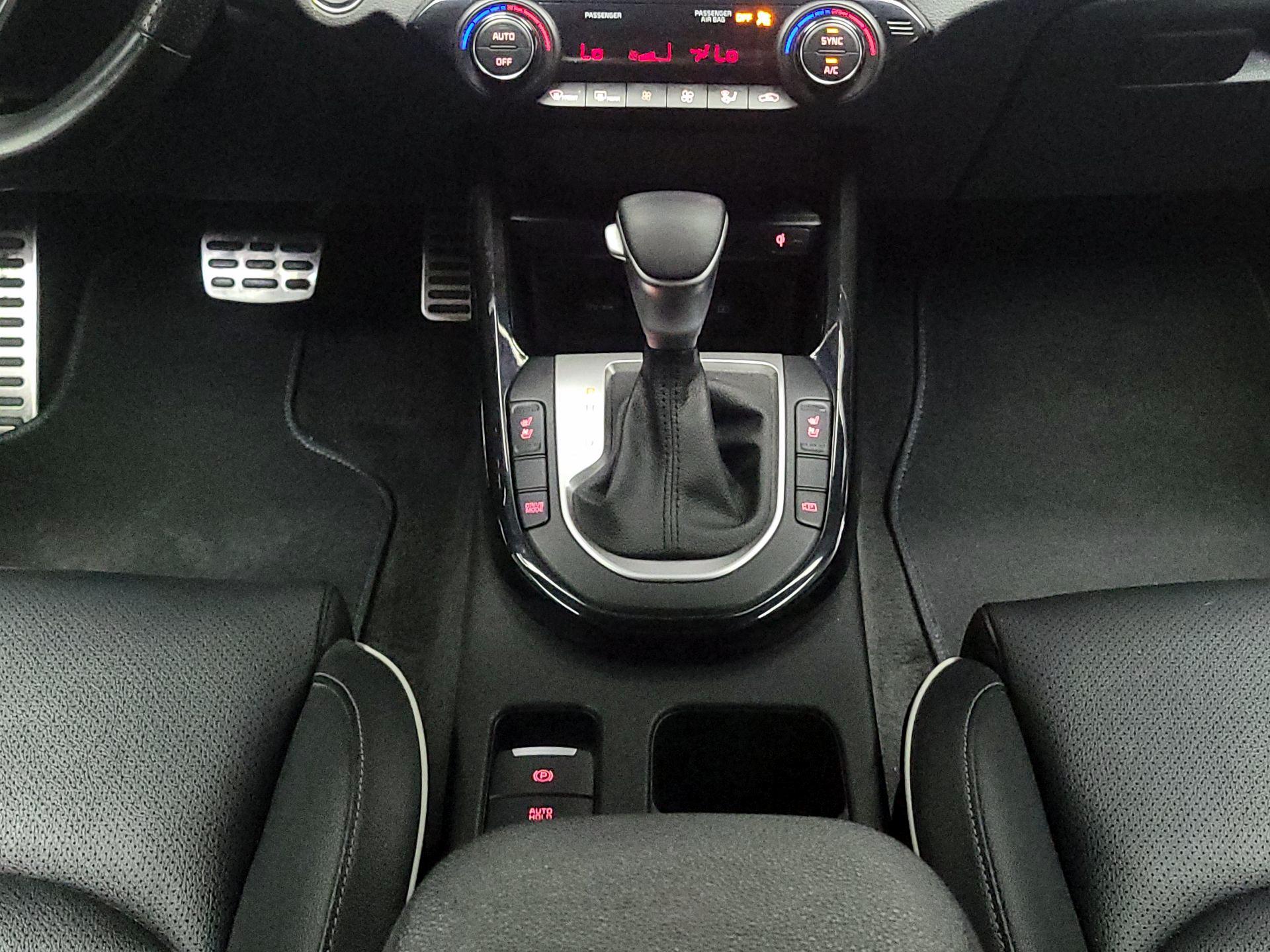 Thumbnail: 2023 Kia Forte - 18