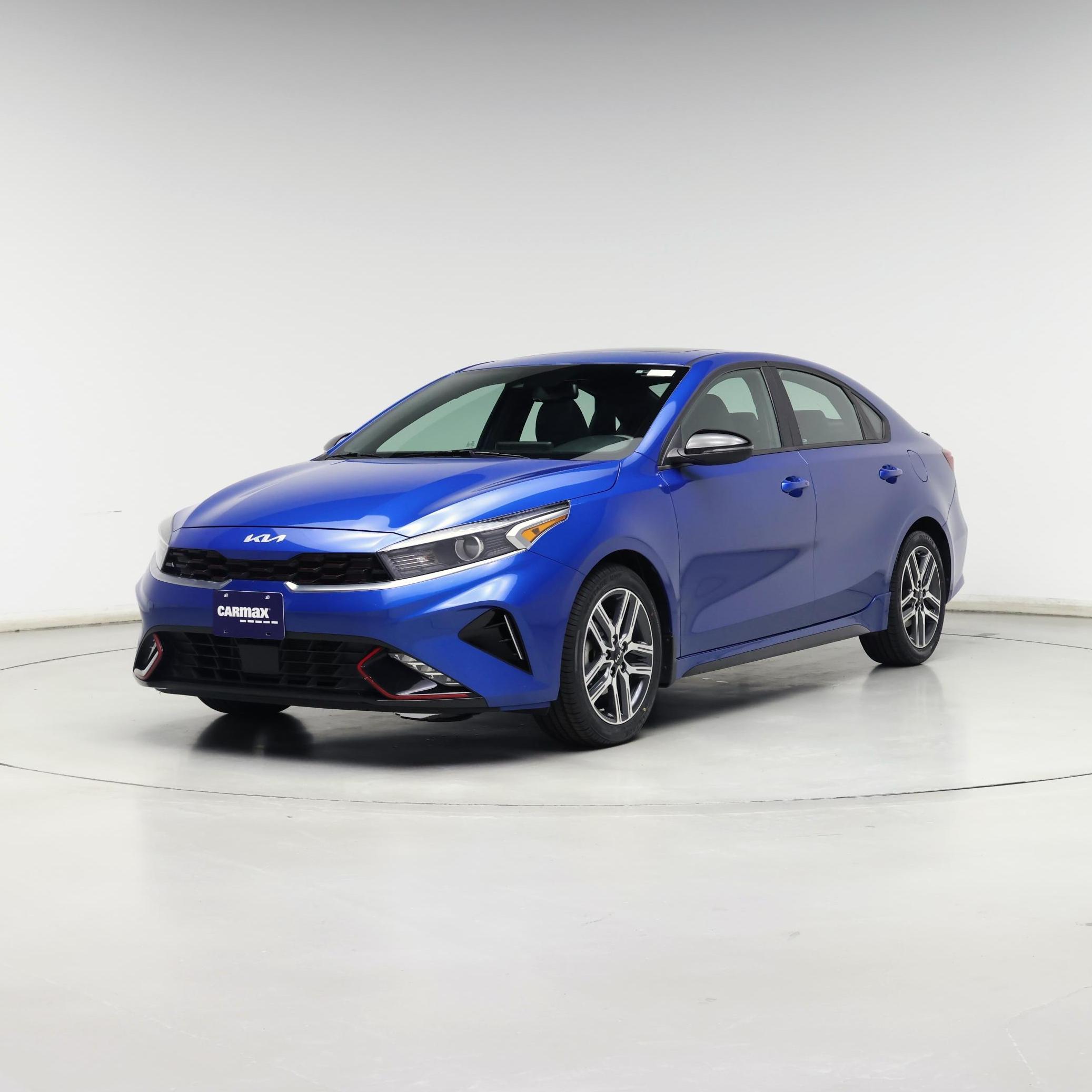 Thumbnail: 2023 Kia Forte - 4