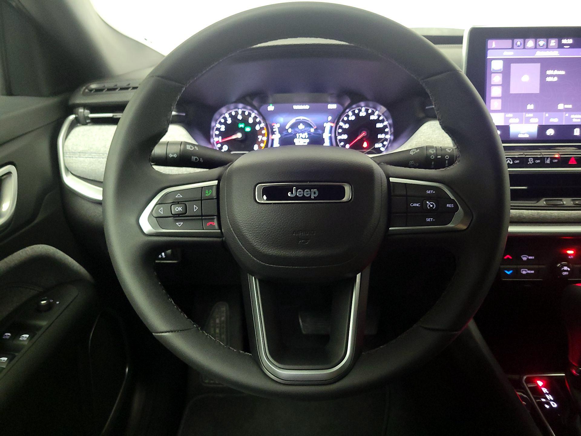 Thumbnail: 2024 Jeep Compass - 10