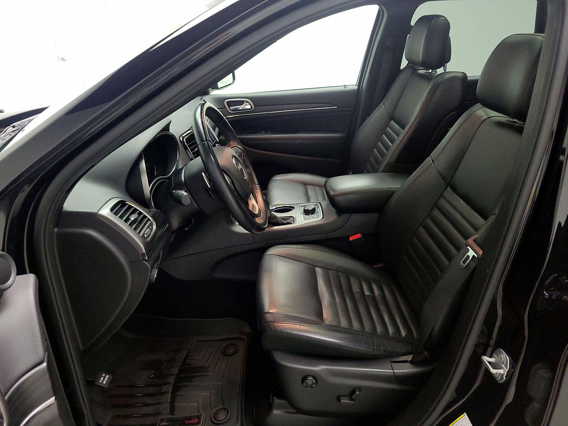 Thumbnail: 2019 Jeep Grand Cherokee - 11