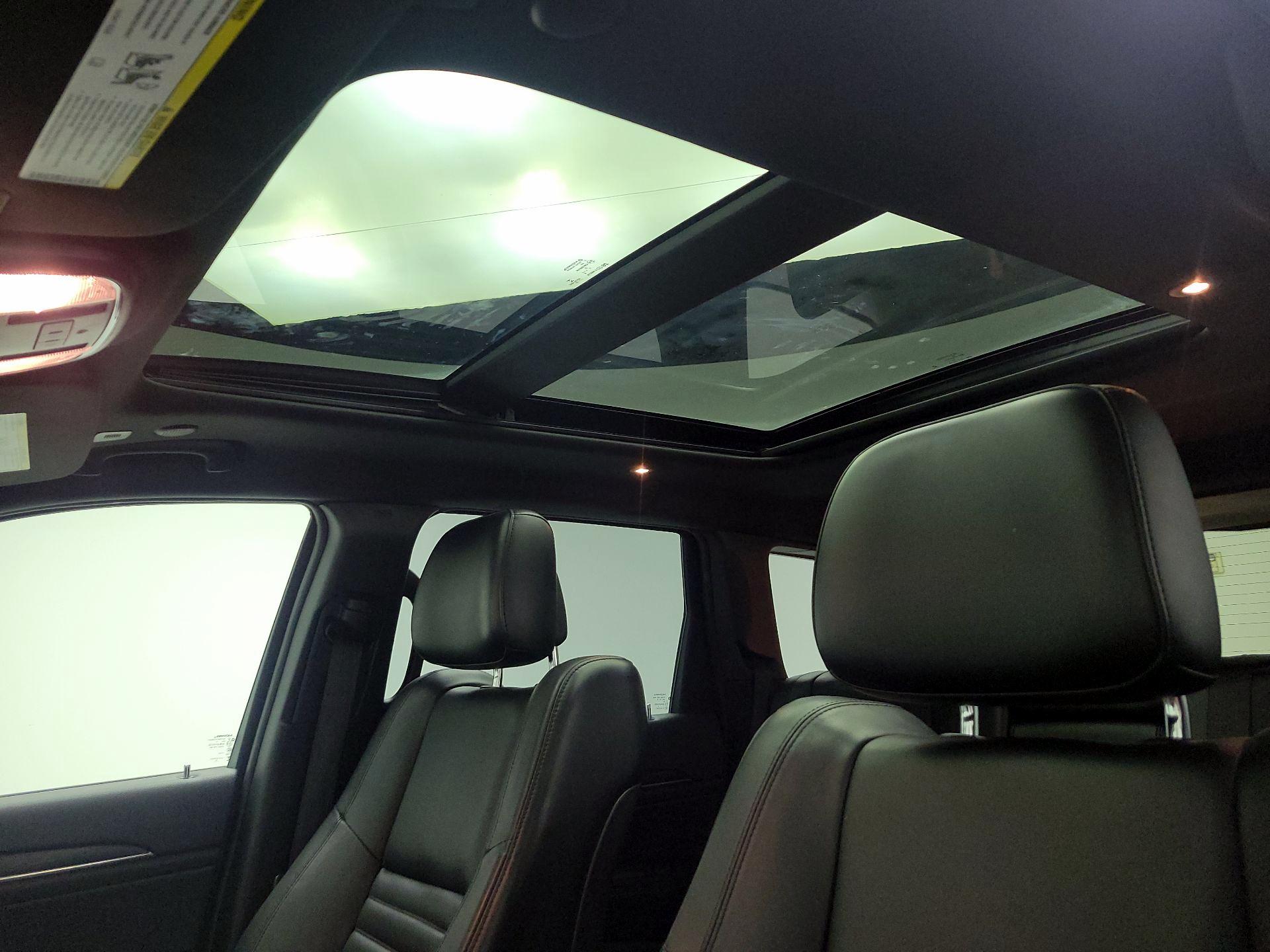 Thumbnail: 2019 Jeep Grand Cherokee - 20