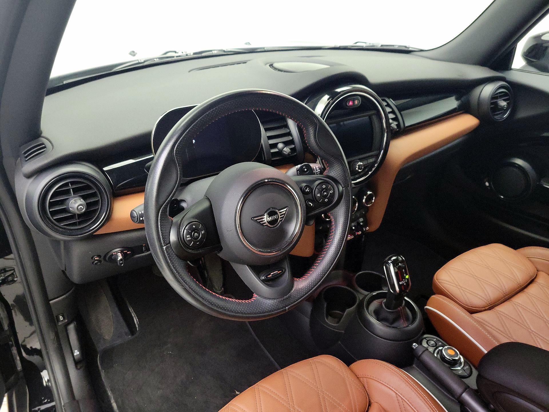 Thumbnail: 2021 MINI Cooper - 9