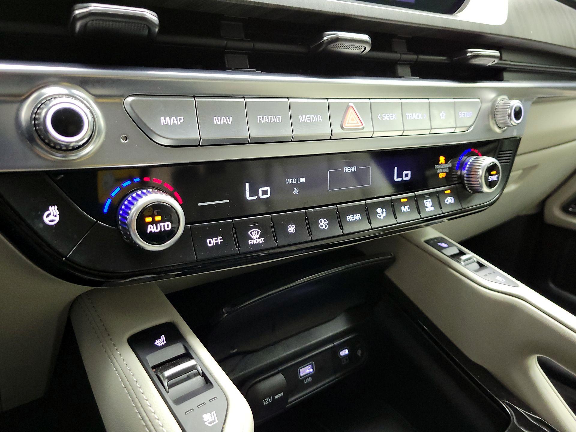 Thumbnail: 2024 Kia Telluride - 17