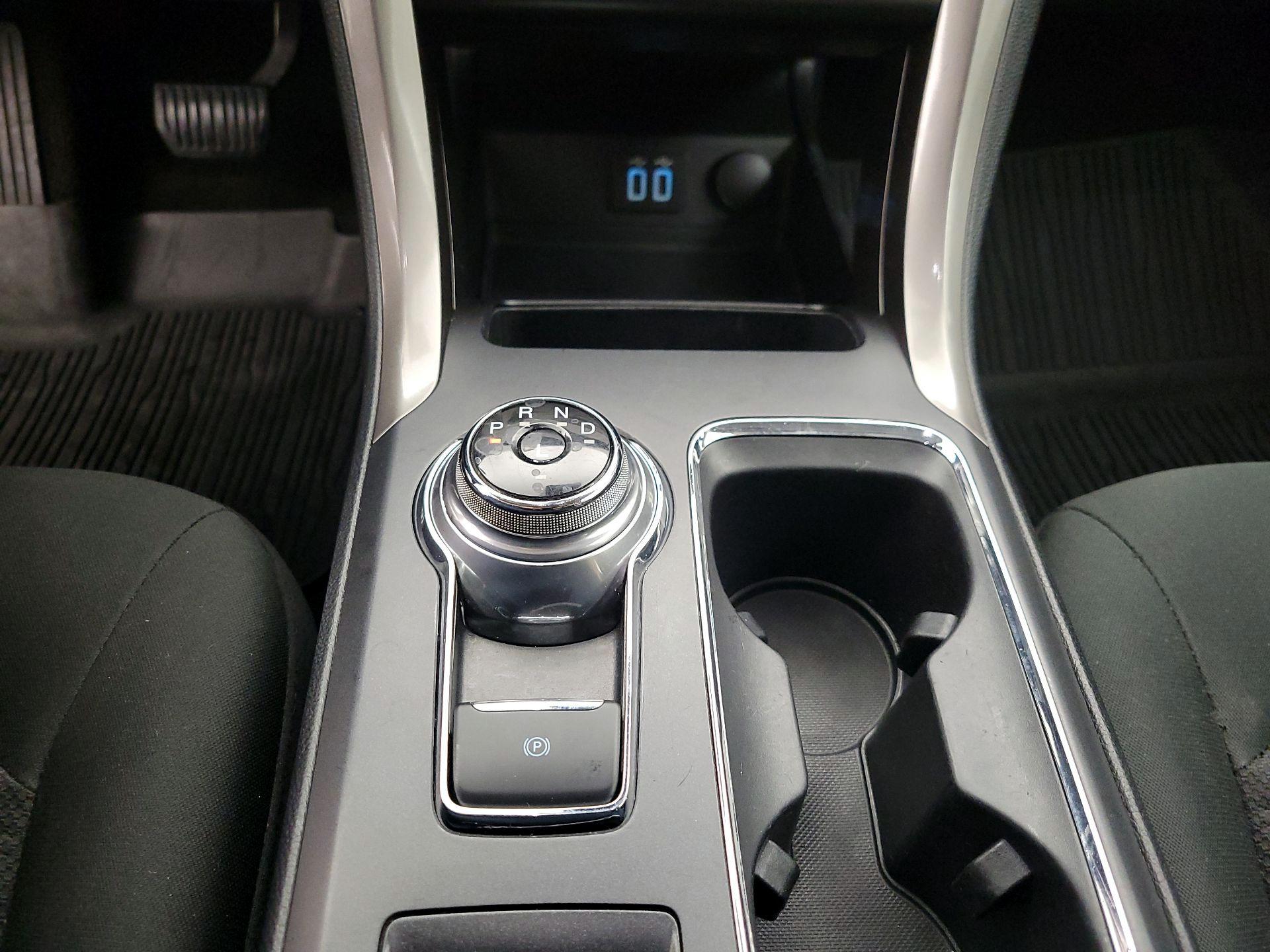 Thumbnail: 2019 Ford Fusion - 18