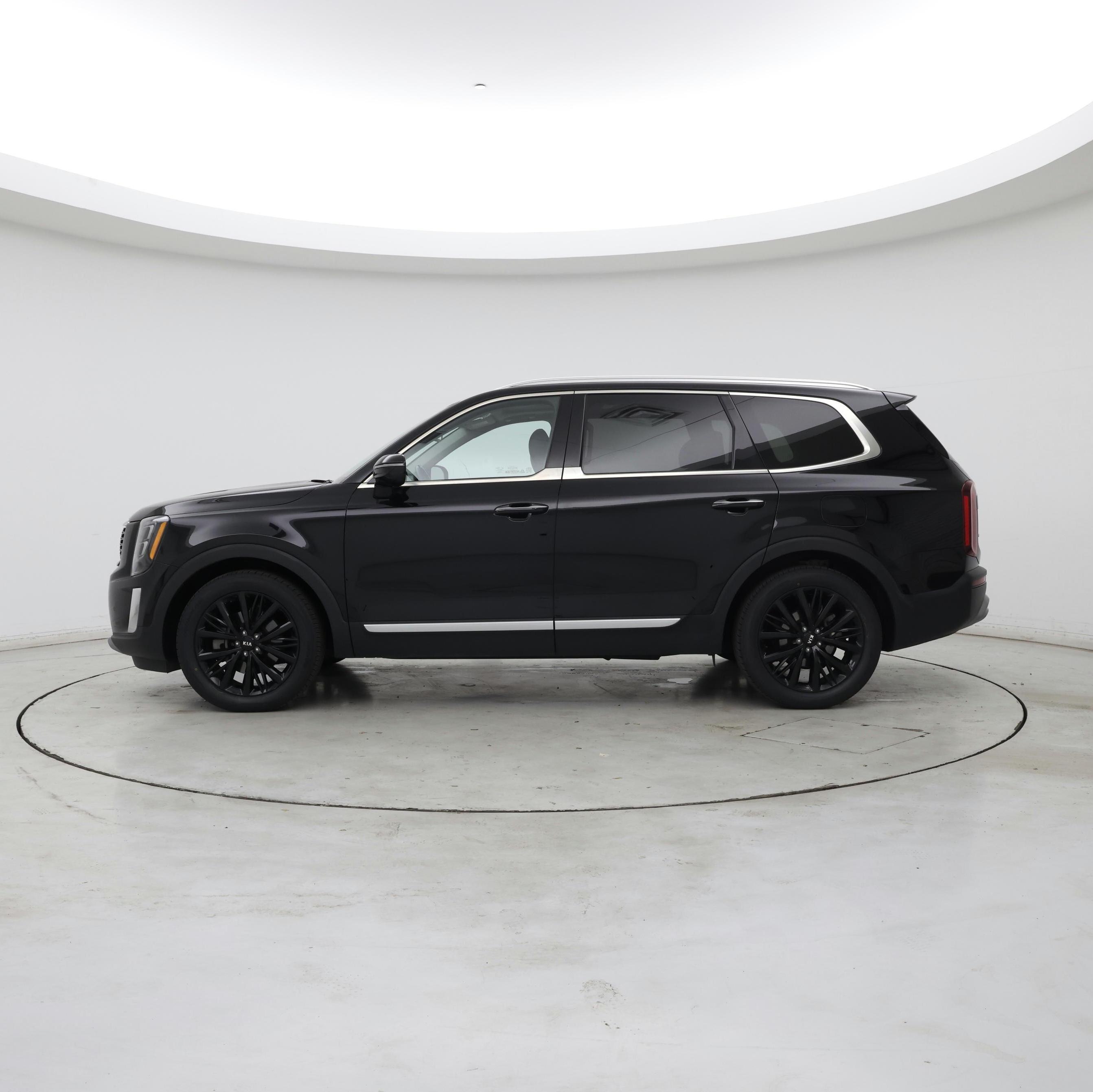 Thumbnail: 2020 Kia Telluride - 3