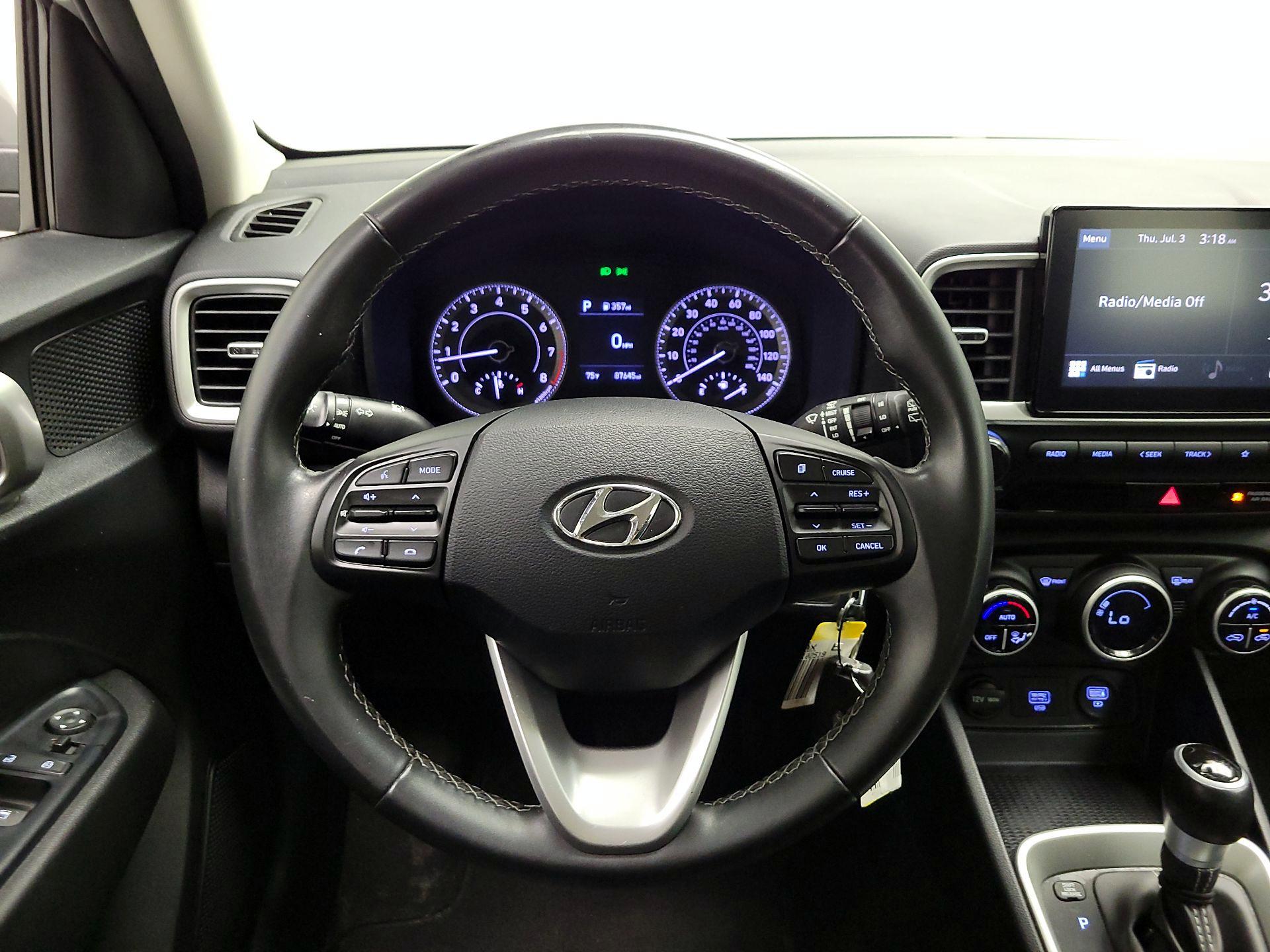 Thumbnail: 2021 Hyundai Venue - 10