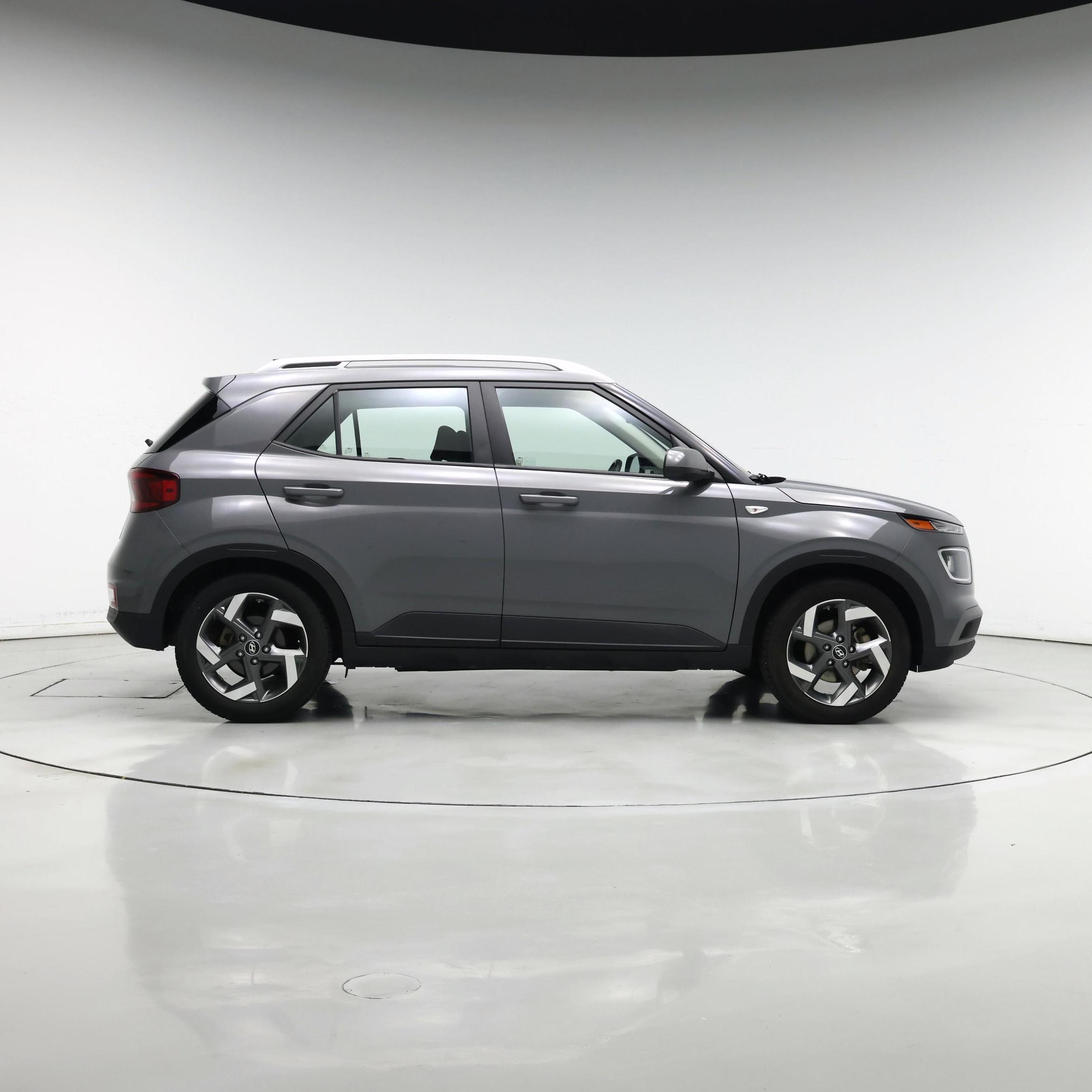 Thumbnail: 2021 Hyundai Venue - 7