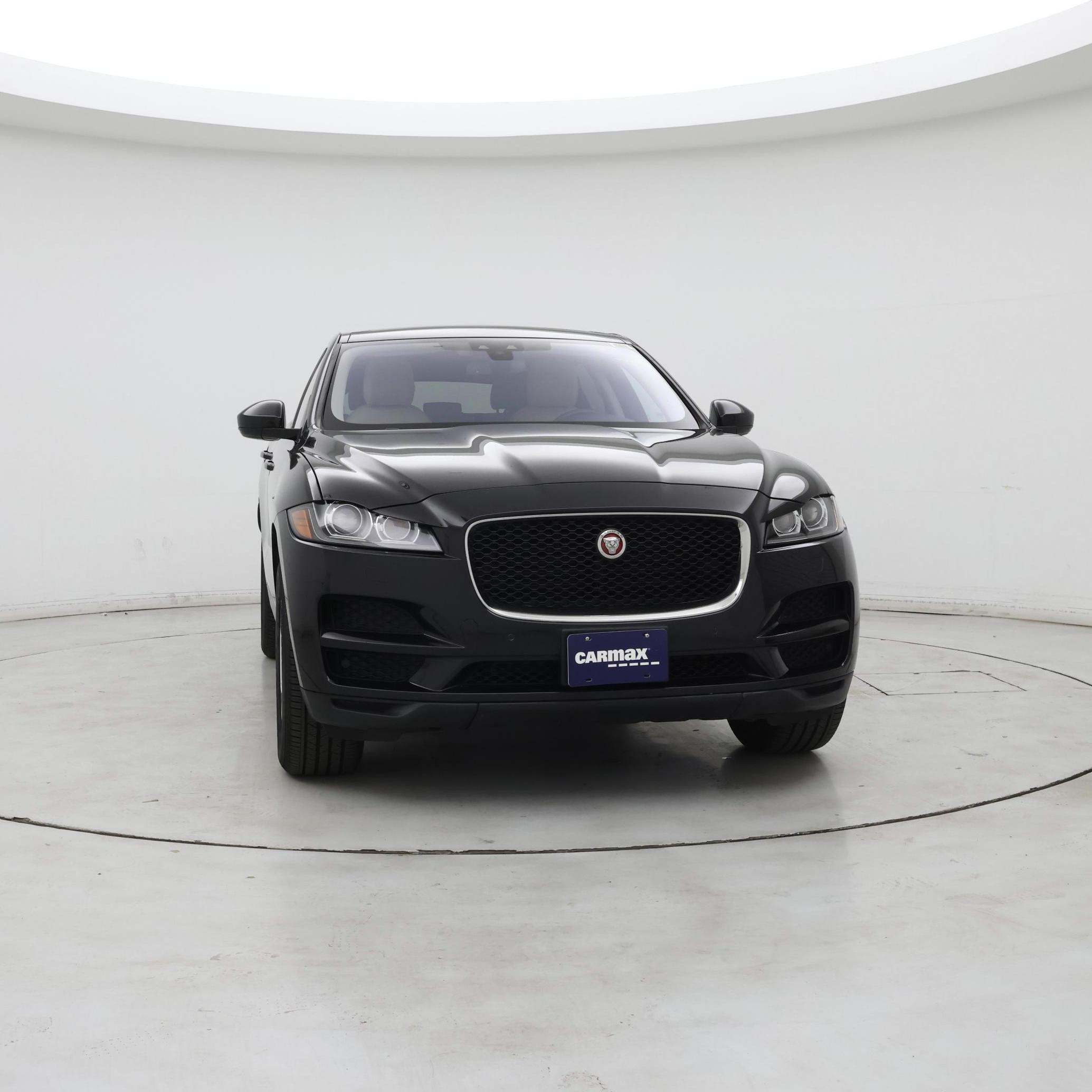 Thumbnail: 2017 Jaguar F-Pace - 5