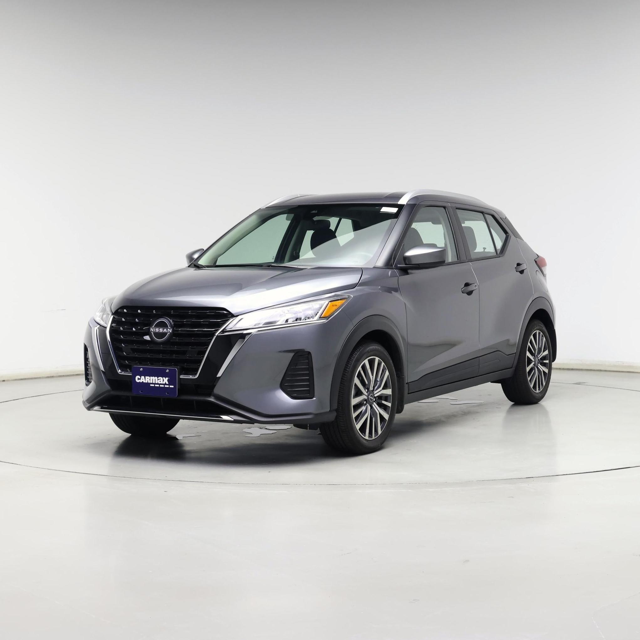 Thumbnail: 2023 Nissan Kicks - 4