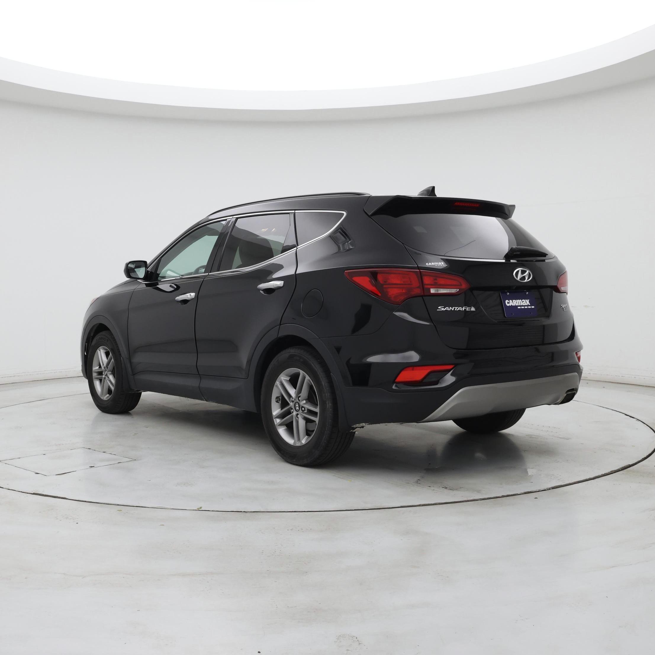 Thumbnail: 2017 Hyundai Santa Fe - 2