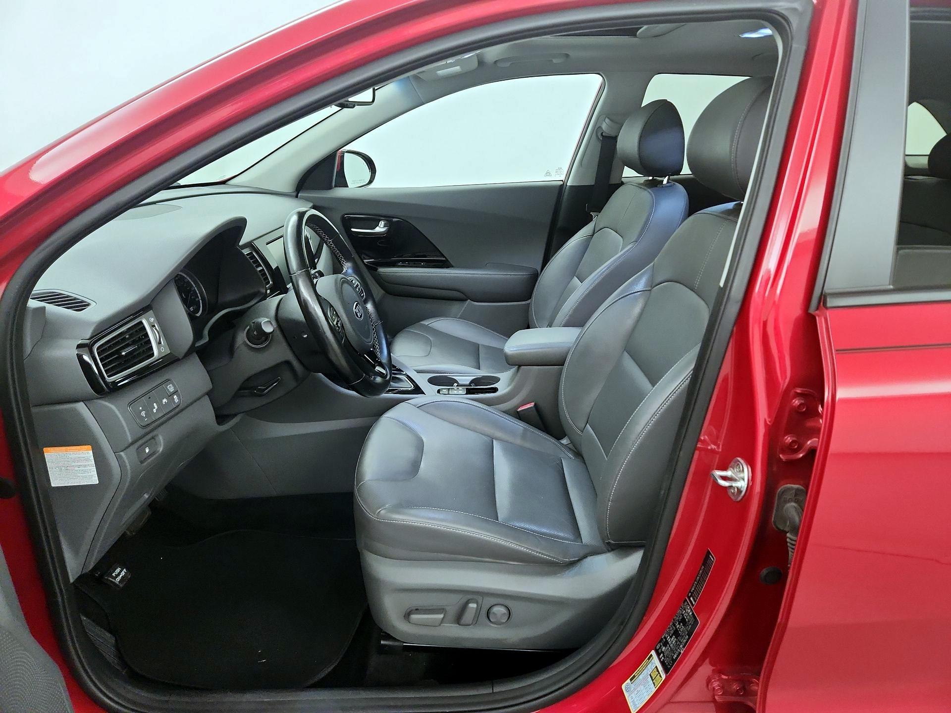 Thumbnail: 2019 Kia Niro - 11